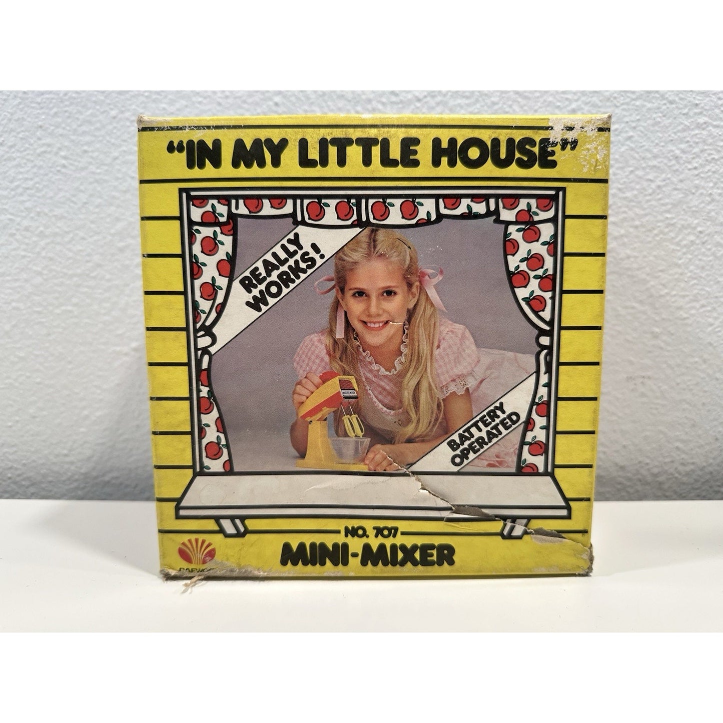VINTAGE *NEW* 1970's Toy Mixer & Bowl Battery-Operated