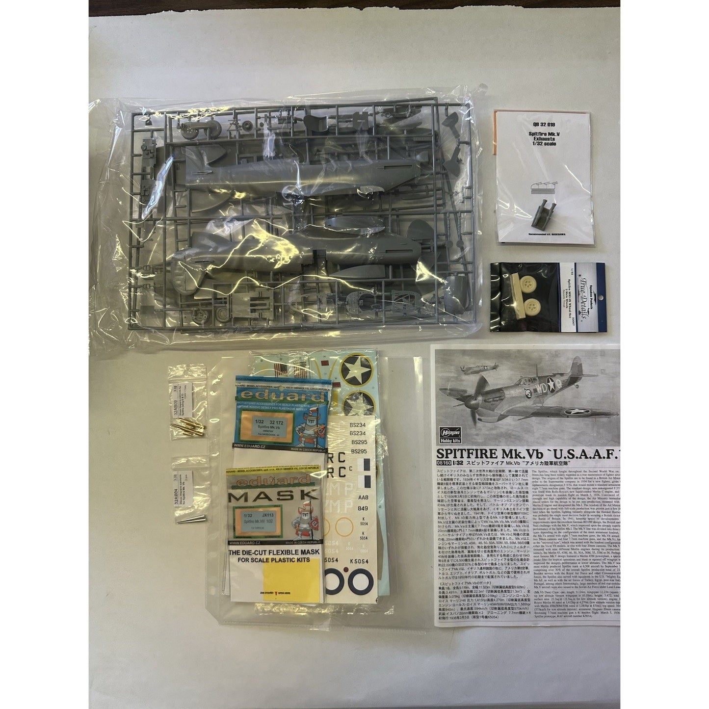VINTAGE *NEW* Hasegawa Spitfire Mk.Vb ' USAAF ' Fighter 1:48 Scale Model Kit