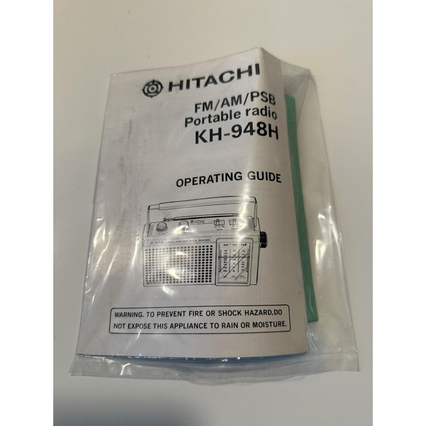 VINTAGE *NEW* Hitachi KH-948H psb/fm/am 3-Band Portable Radio