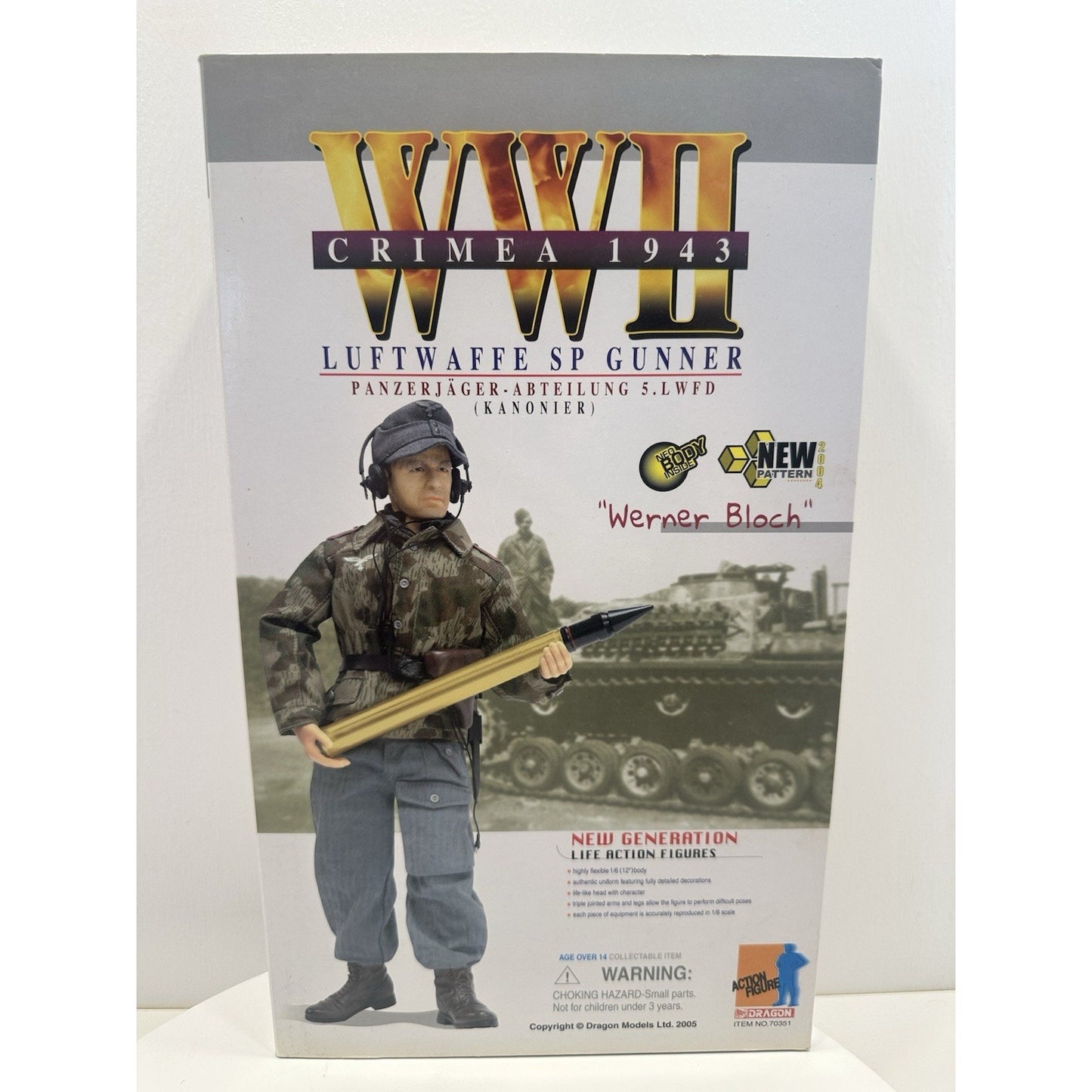 VINTAGE *NEW* Dragon WWII "Werner Bloch* Crimea 1943 Panzer Action Figure