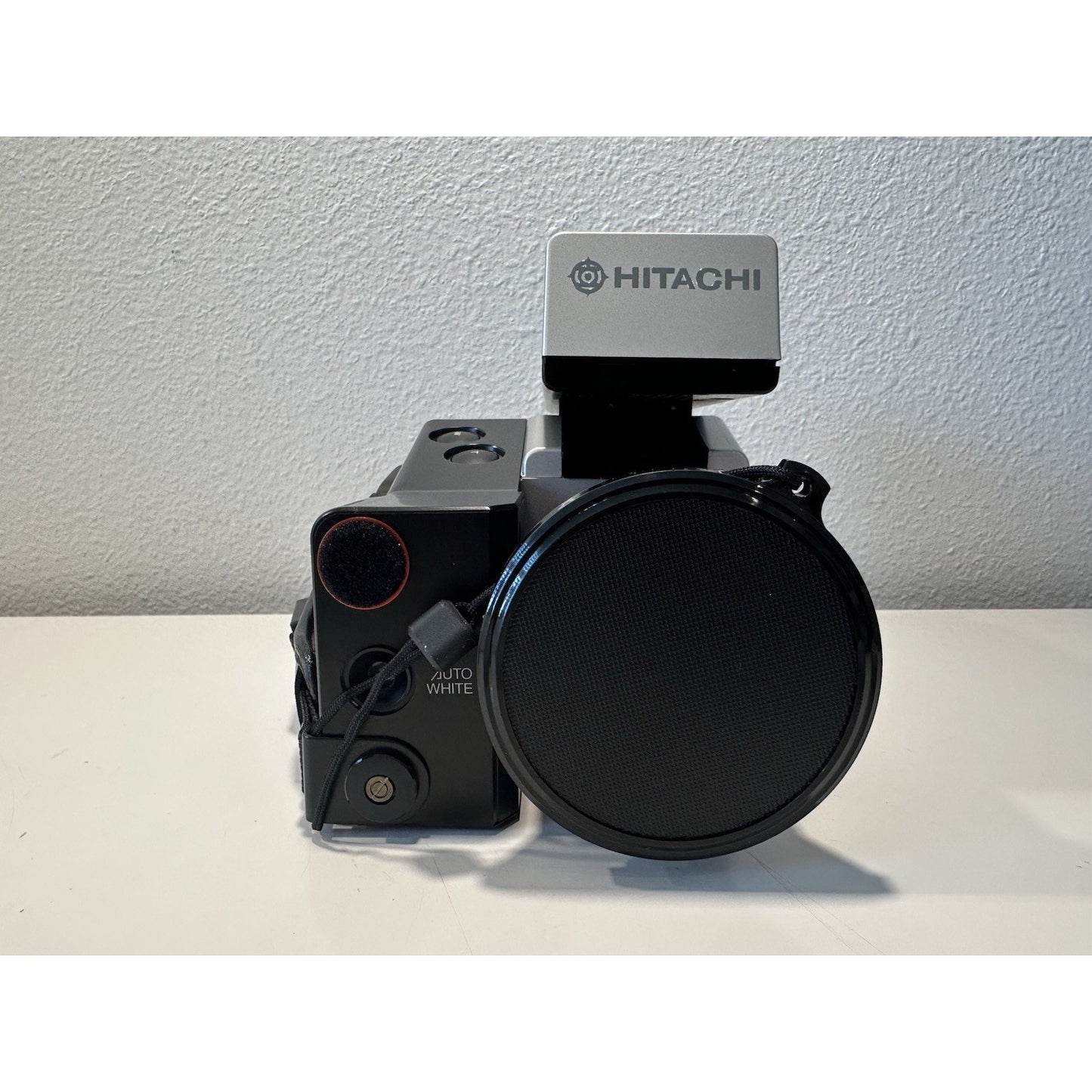 VINTAGE *NEW* 1980's Hitachi VK-C1500 Color Video Camera F1.2X6 Zoom
