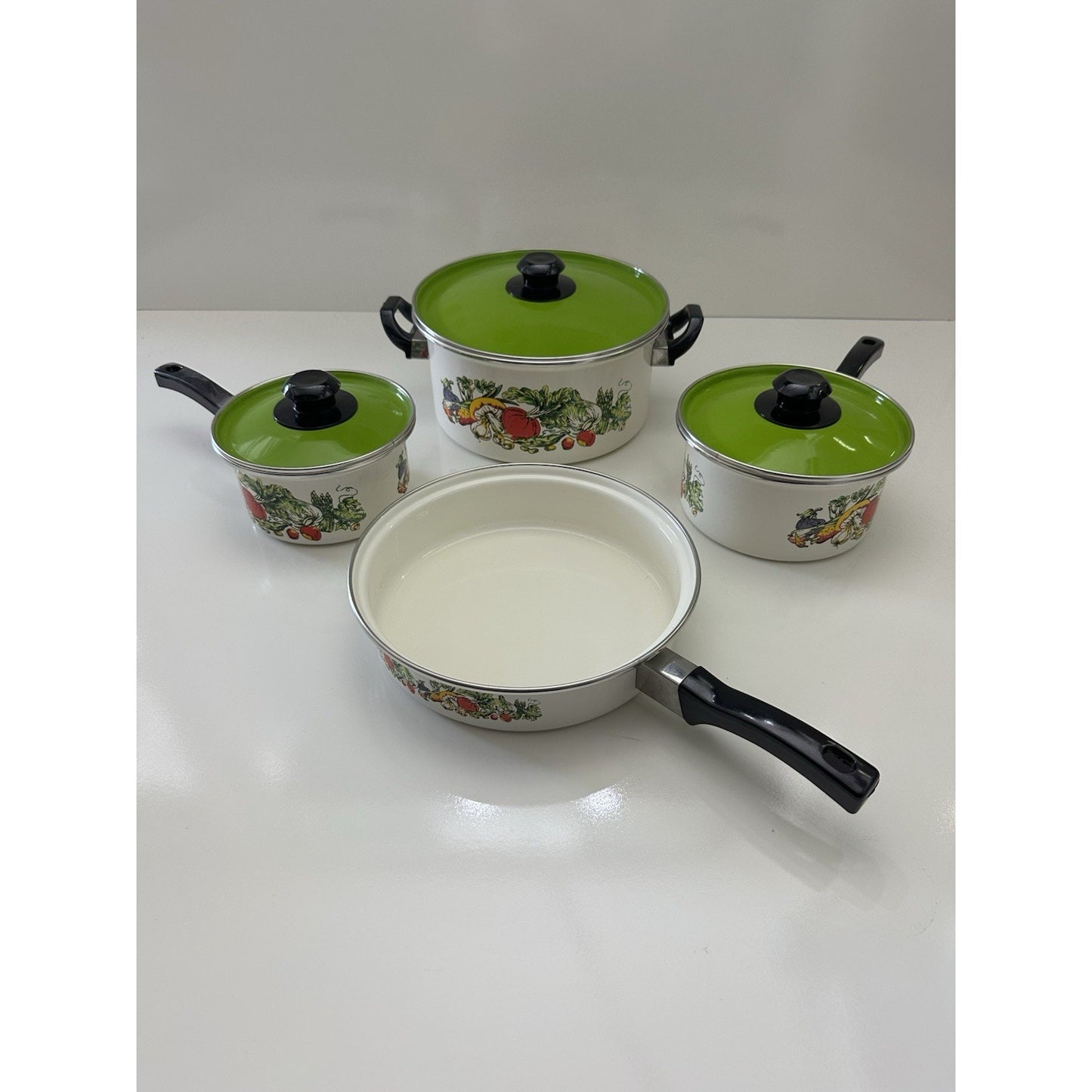 VINTAGE *NEW* 1970's 7-piece Green Lid Pot Pan and Skillet Set - RARE | Movie