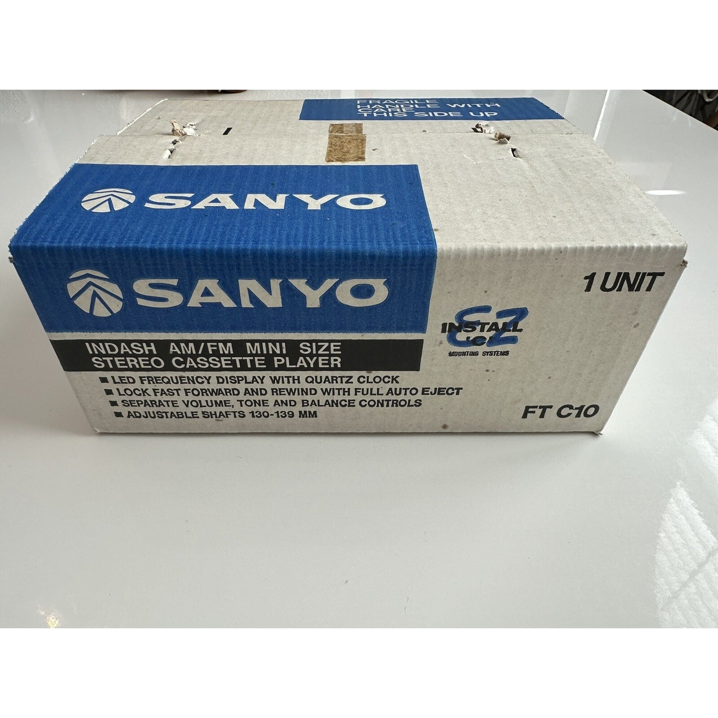 VINTAGE *NEW* Sanyo FT-C10 Indash Mini am/fm Cassette Car Stereo