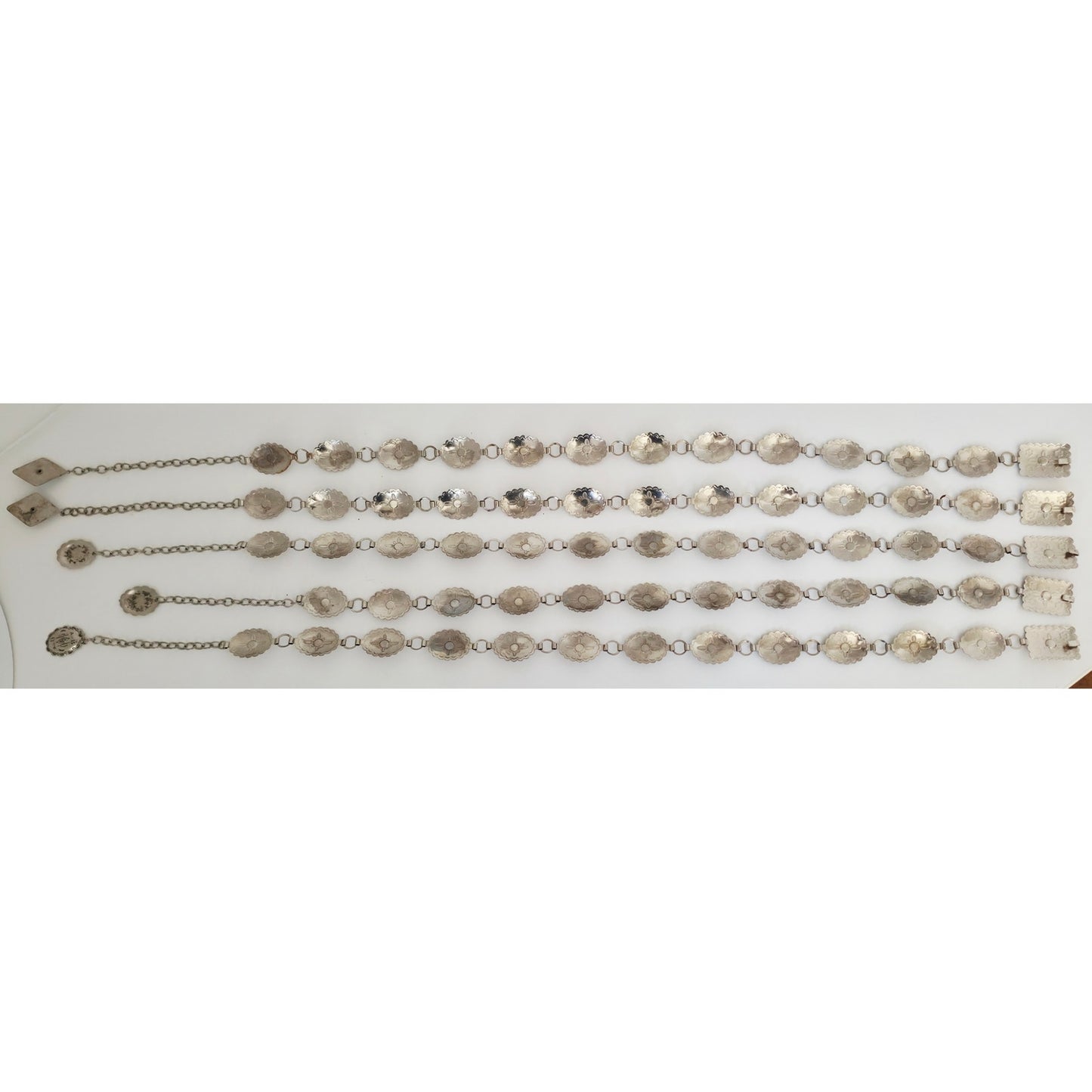 VINTAGE *PRISTINE* 1970's Women's Chain Belts Set of 5