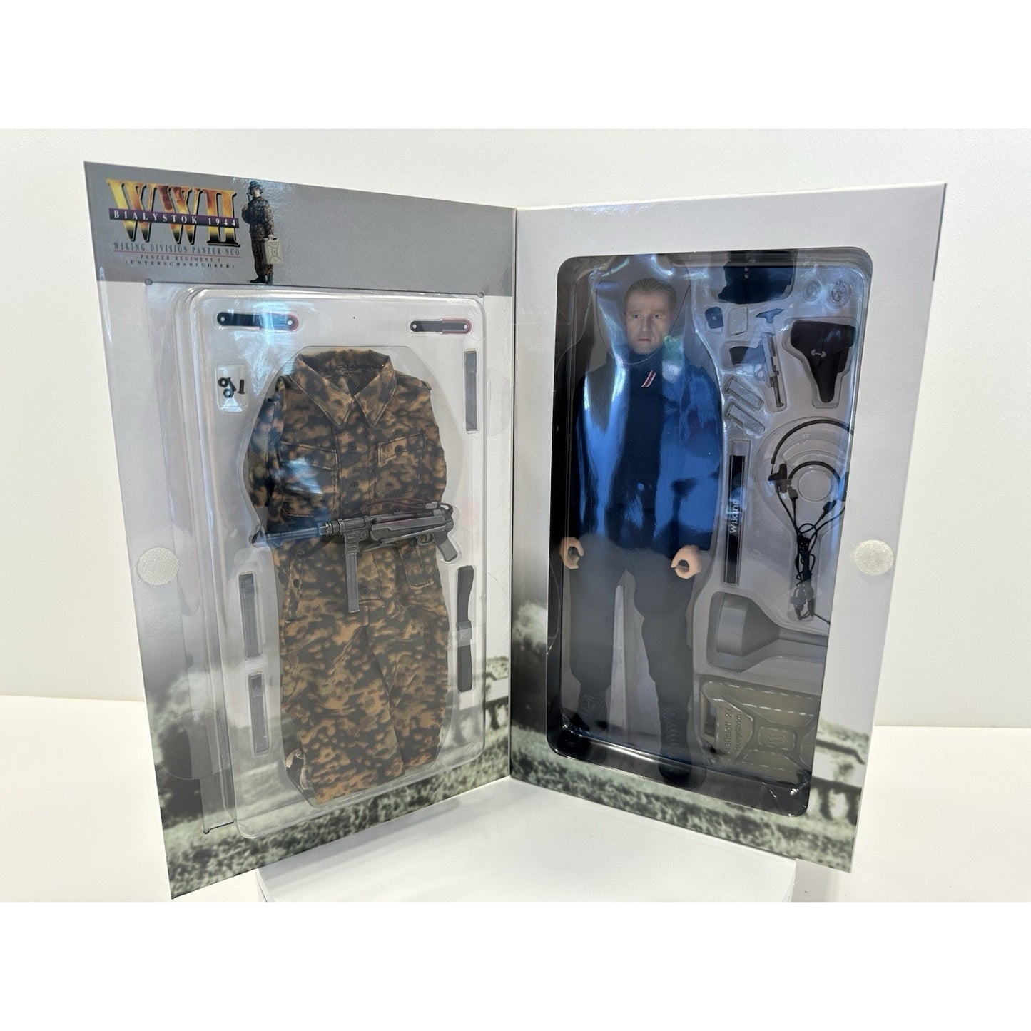 VINTAGE *NEW* Dragon WWII "Philipp Wagner" Panzer Regiment Wiking Action Figure