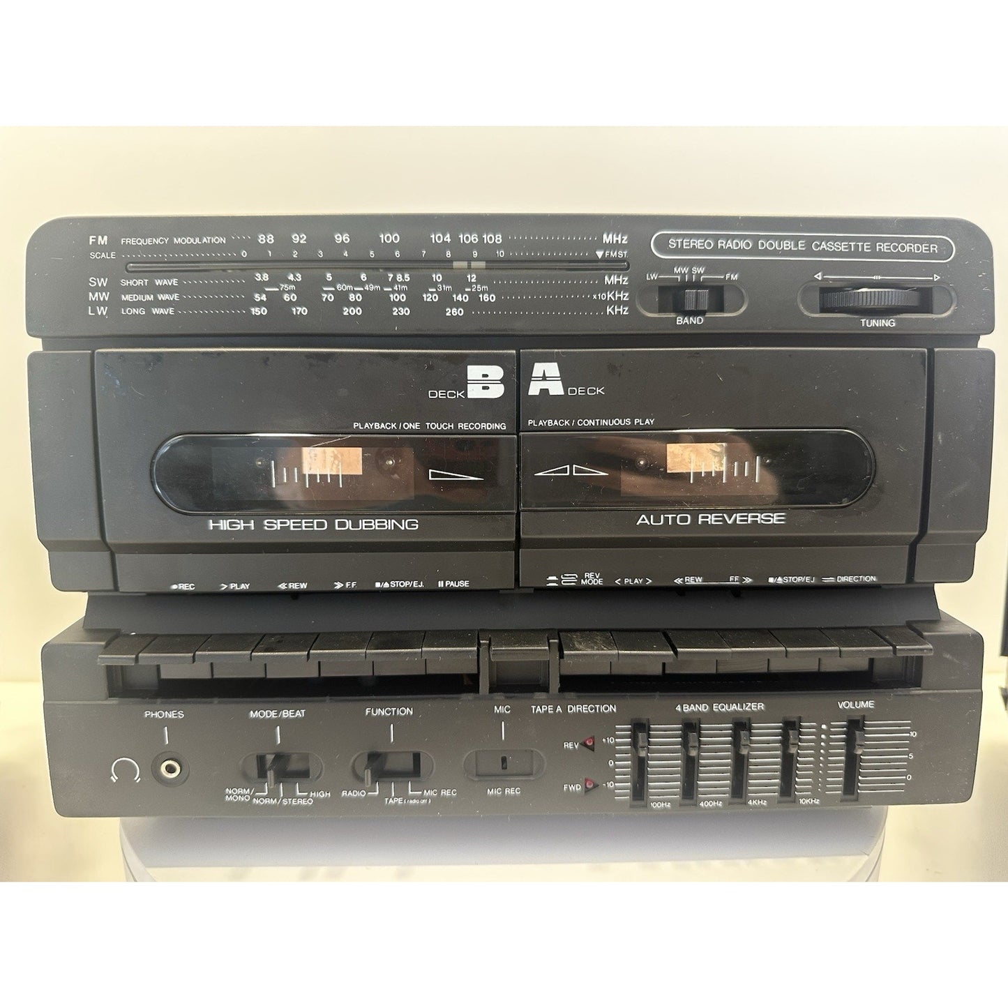 Needs Lovin' - VINTAGE General Sound Model# GS-2626 4-Band Dual Cassette Boombox