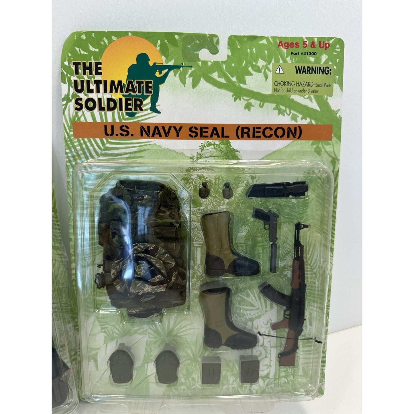 VINTAGE *NEW* The Ultimate Soldier U.S. Military Machine Guns & US Navy Seal Recon