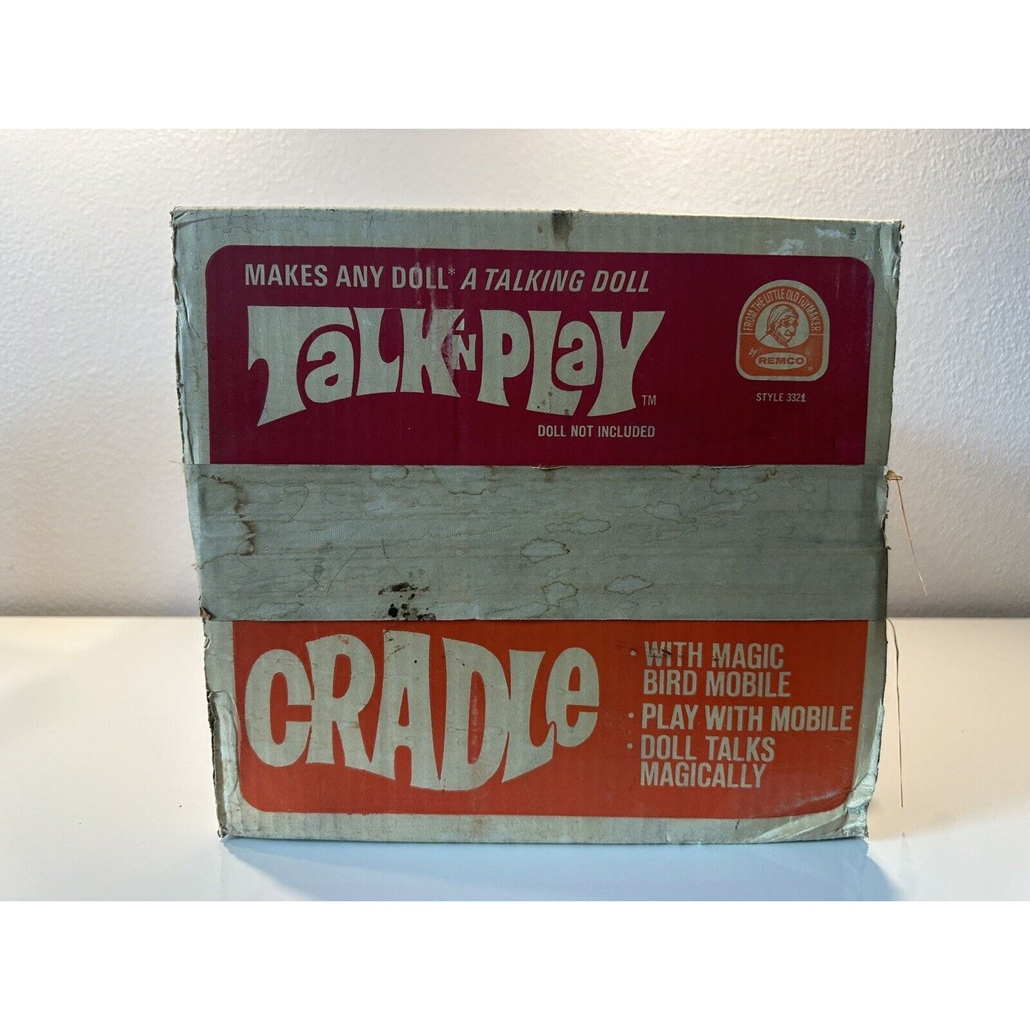 VINTAGE *NEW* 1970's Remco Baby Goldilocks' Talk and Play Cradle Movie Prop
