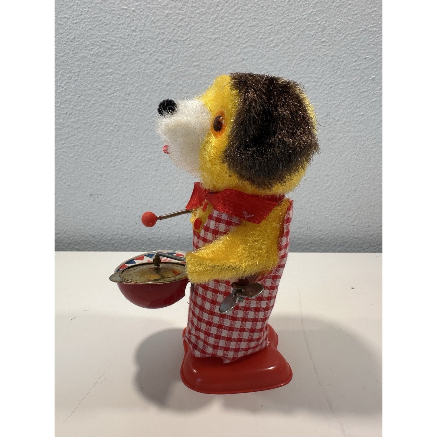 VINTAGE *NEW* 1960's Drummer Pup Mechanical Wind Up Metal Toy