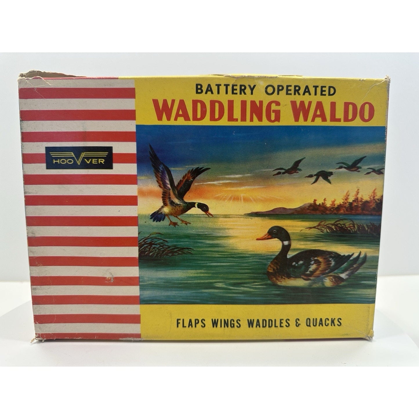VINTAGE *NEW* 1960's Hoover Waddling Waldo Battery Operated Toy