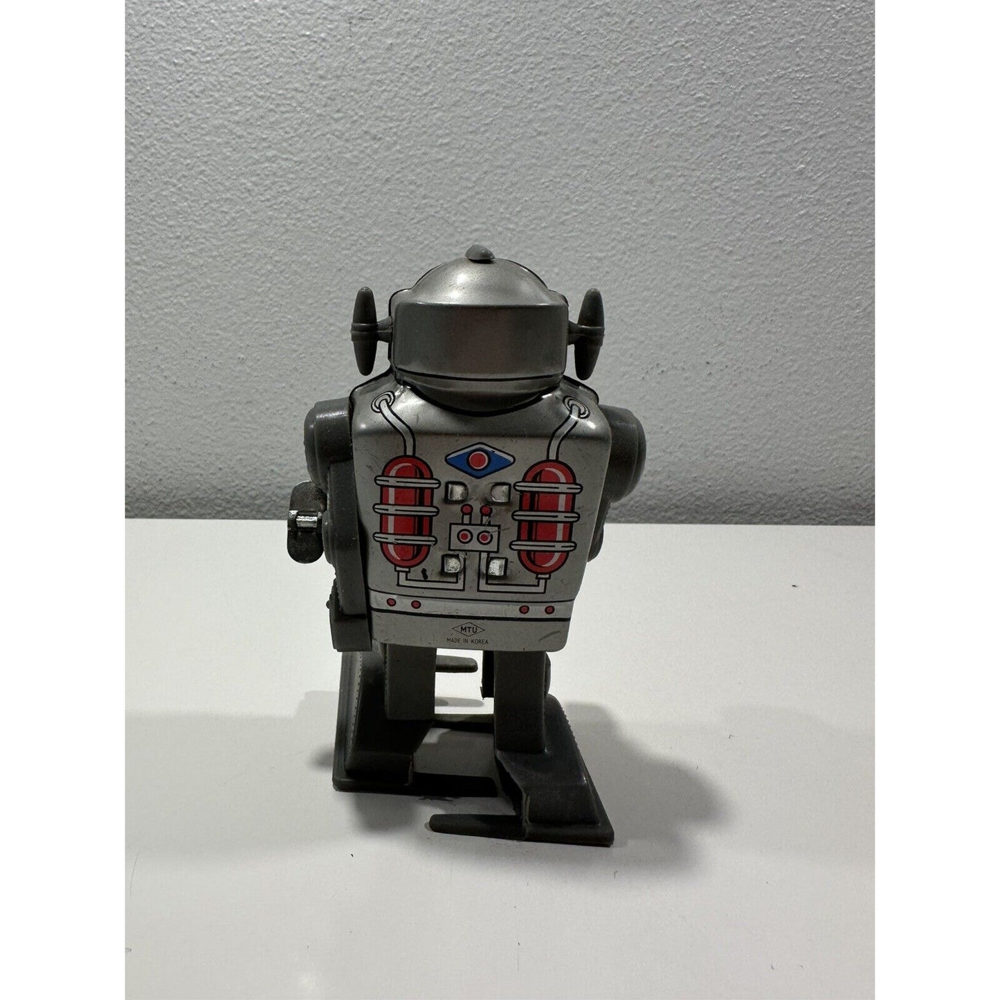 VINTAGE *NEW* Classic 5.5" Captain the Robot / Tin Wind-Up Toy