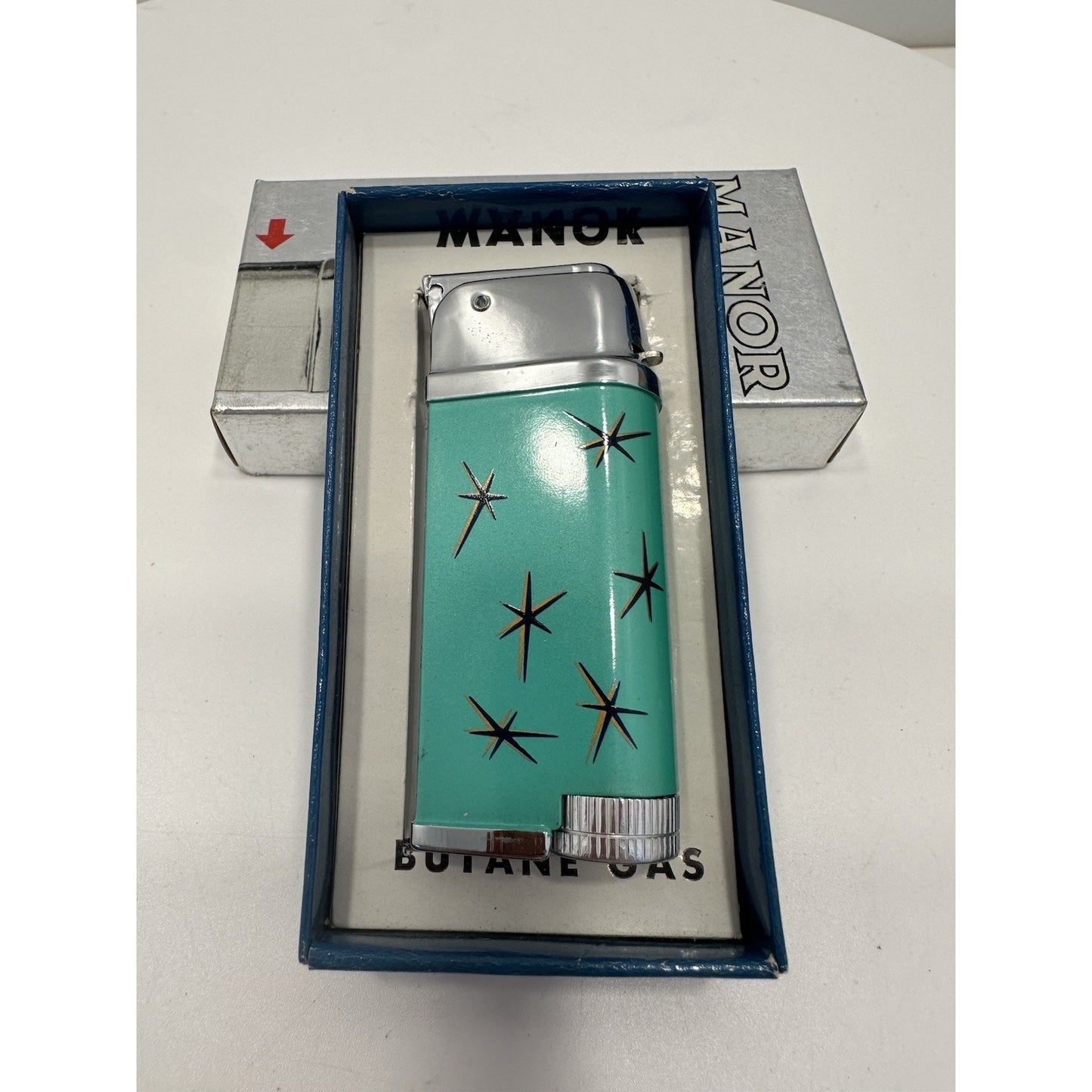 VINTAGE *NEW* 1960's Manor Butane Lighter Aqua w/Stars