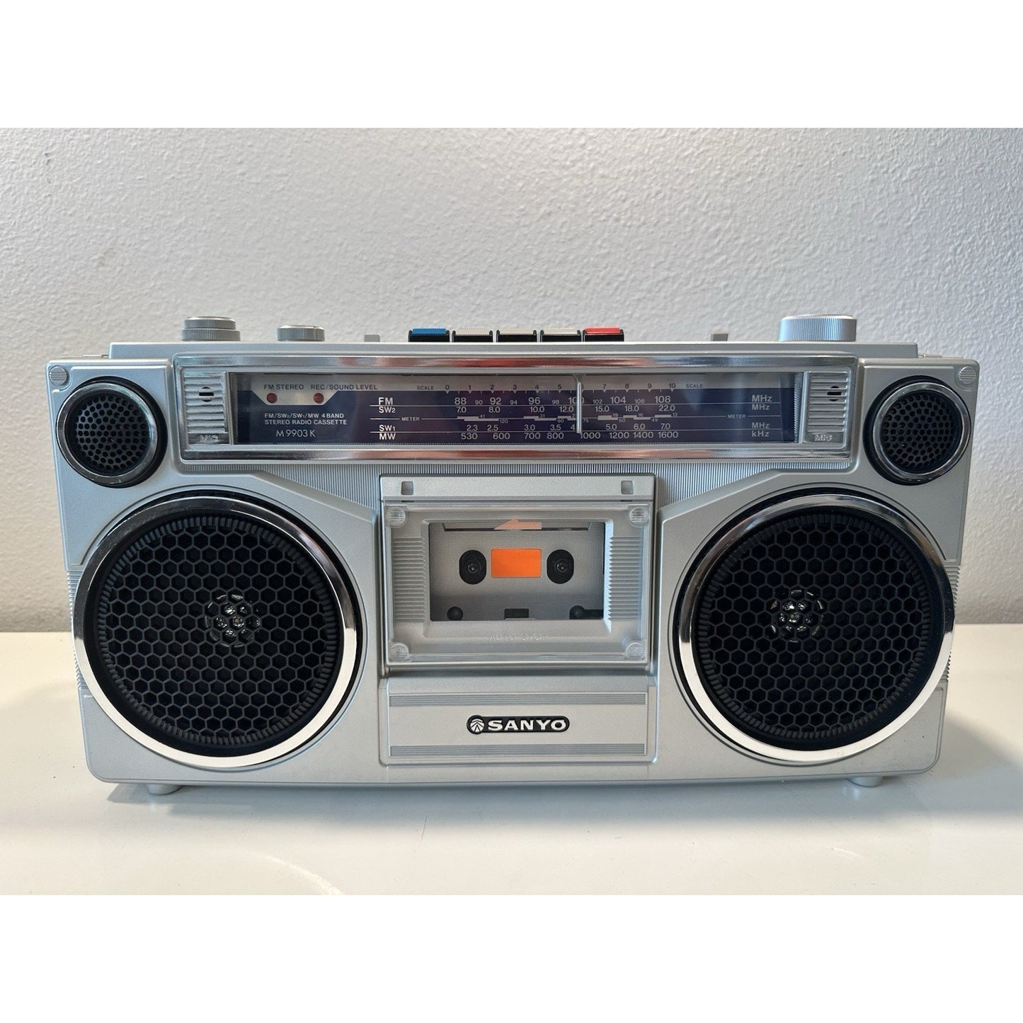 VINTAGE *NEW* 1980's Sanyo Boombox M9830K AM/FM Cassette Boombox