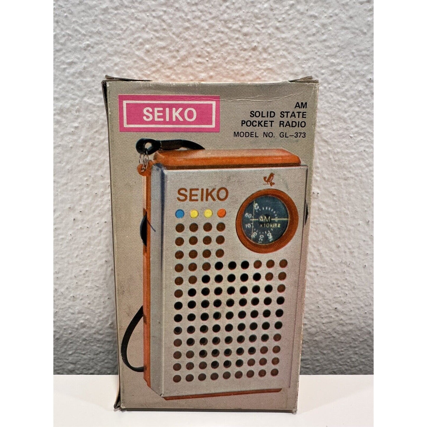 VINTAGE *NEW* Seiko Solid State AM Black Pocket Radio
