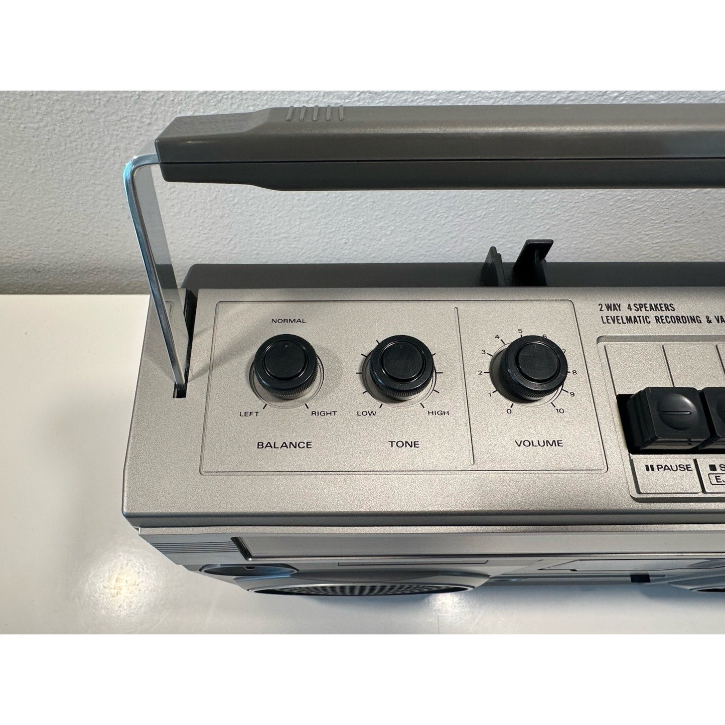 VINTAGE *NEW* 80's Hitachi TRK-7500H Boom Box Radio Cassette Recorder