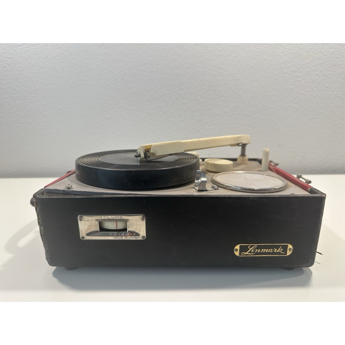 Needs Lovin' - VINTAGE Linmark Portable Suitcase 3-Speed Record Player Japan