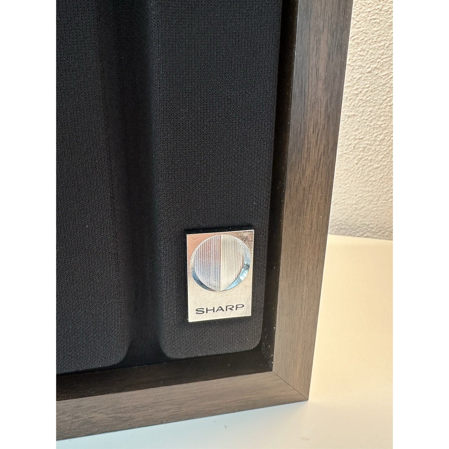 VINTAGE *PRISTINE* 1970's Sharp Model SP-330 Speaker Set Black/Woodgrain