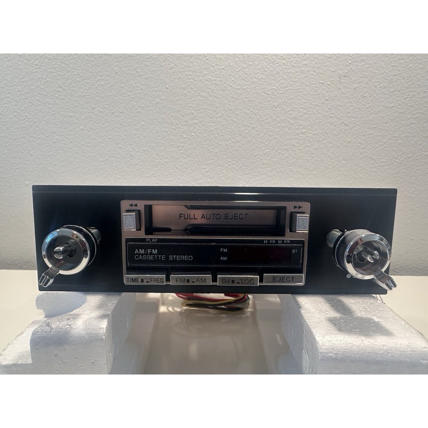 VINTAGE *NEW* Sanyo FT-C10 Indash Mini am/fm Cassette Car Stereo