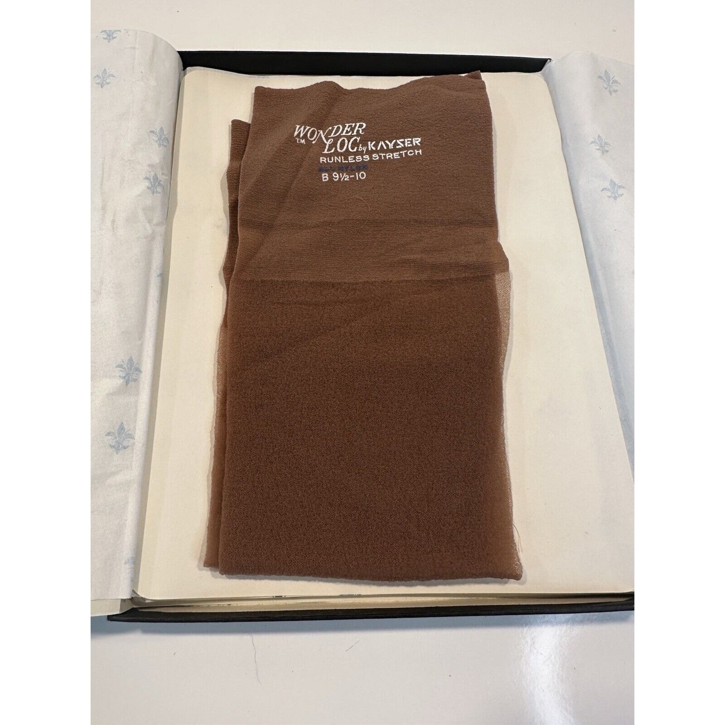 VINTAGE *NEW* Kayser Hosiery-Wonderloc Stretch-Willow-Seamless-9.5/10 B X 2