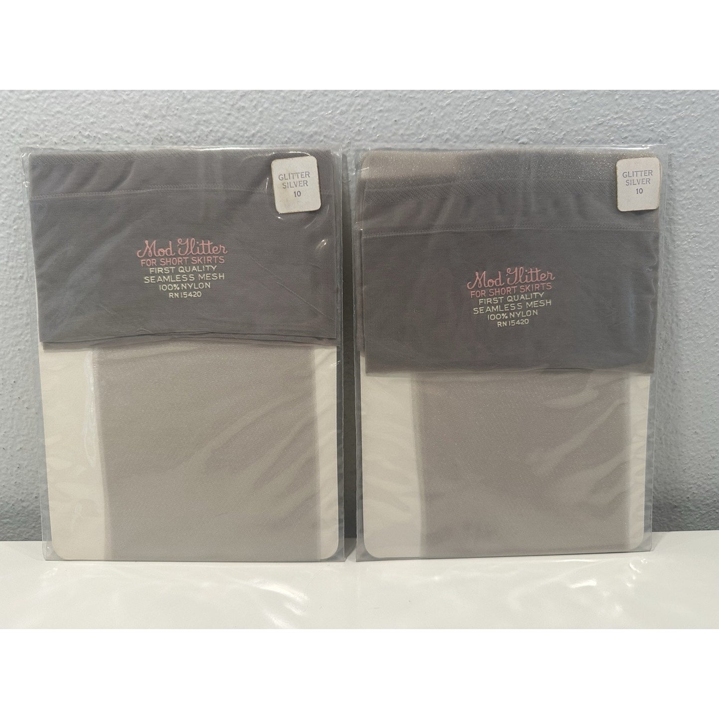 VINTAGE *NEW* Mod Glitter Hosiery-Silver Glitter Sz11M X 2 Pair