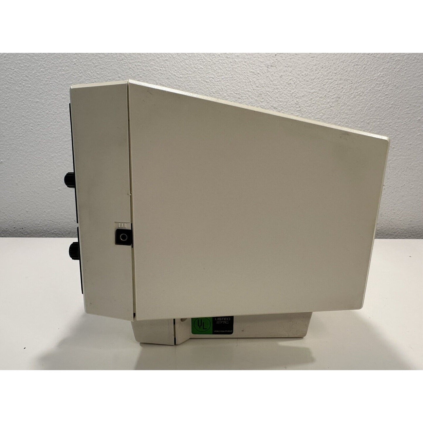VINTAGE *NEW* 1977 JVC 3040 Solid State Portable TV Retro White