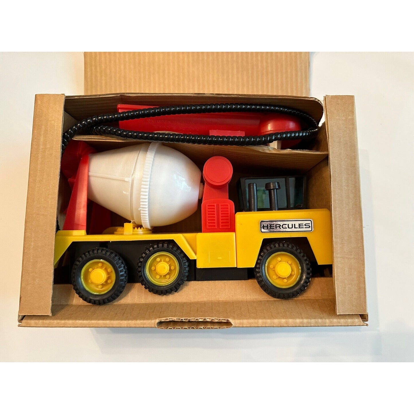 VINTAGE *NEW* HERCULES #5171 Cement Mixer Toy Truck