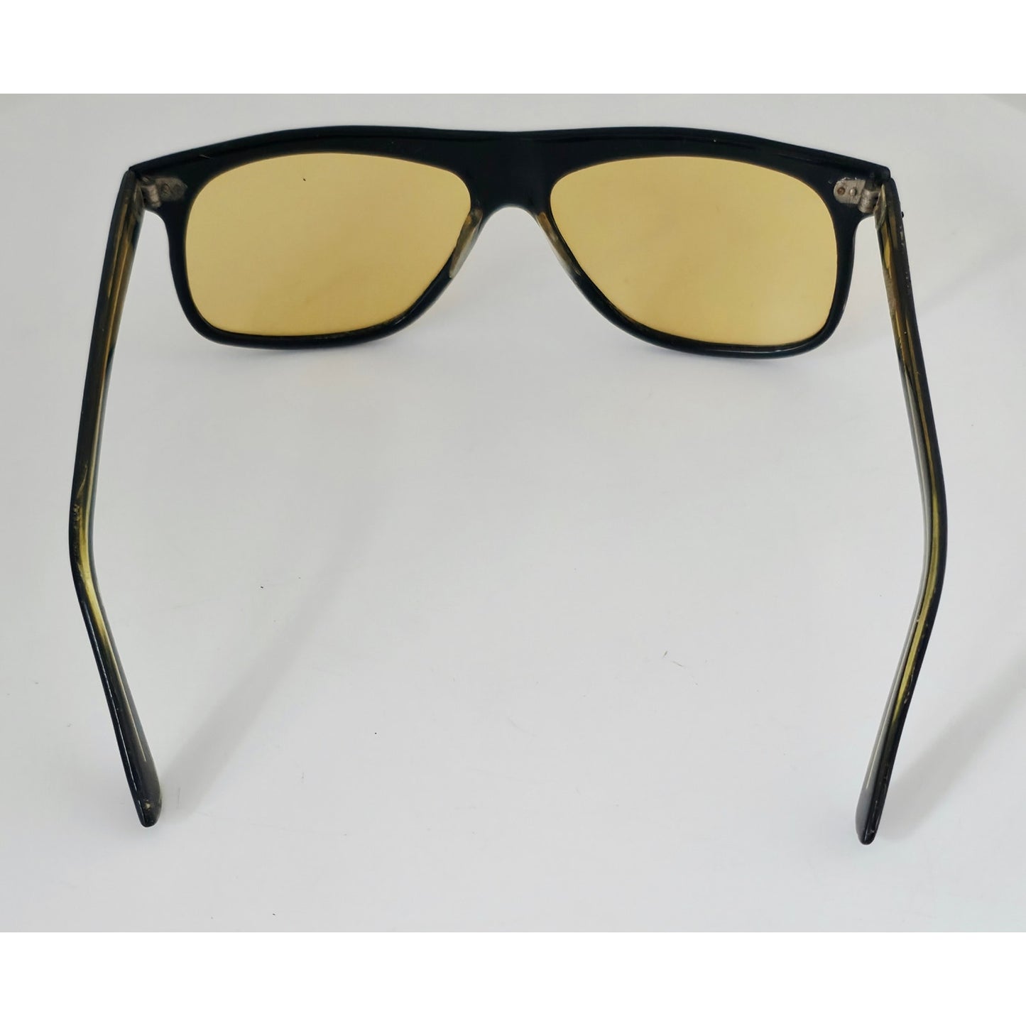 VINTAGE *NEW* 1970's Glam Unisex Dark Brown Frame with Yellow Lens Sunglasses