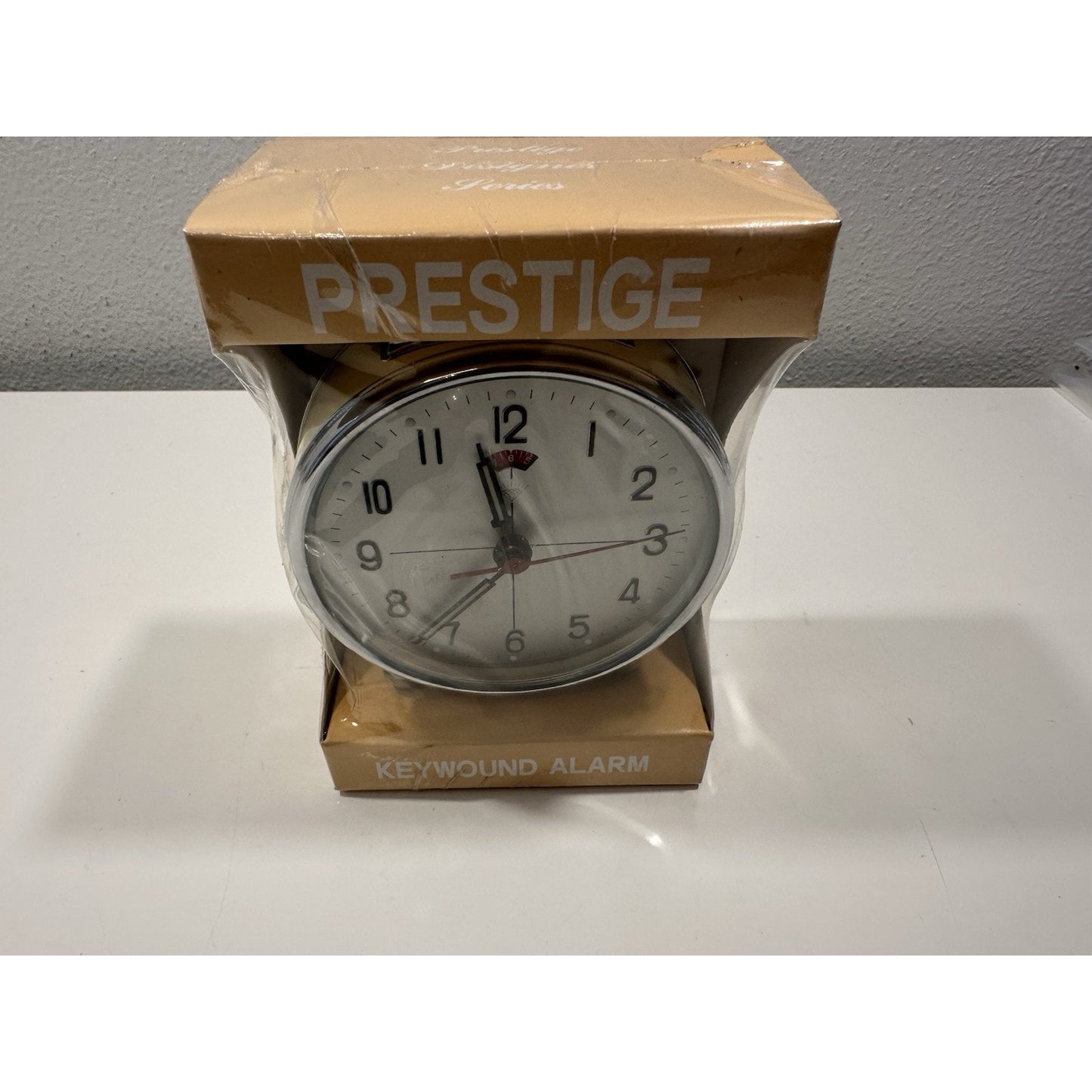 VINTAGE *NEW* 1960-70's Prestige Key-wound Metal Alarm Clock - Yellow