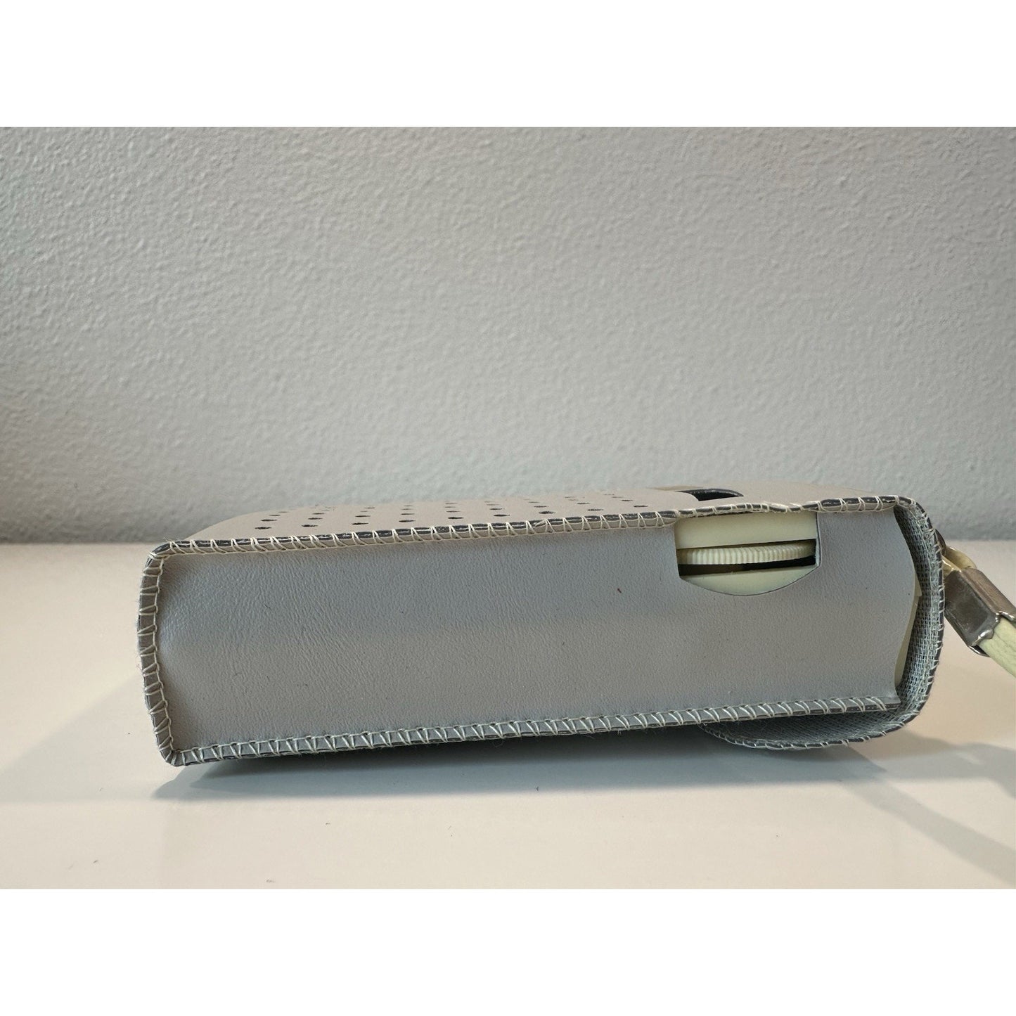 VINTAGE *NEW* 1970's Four Star FS-8 Solid State Radio in Gray