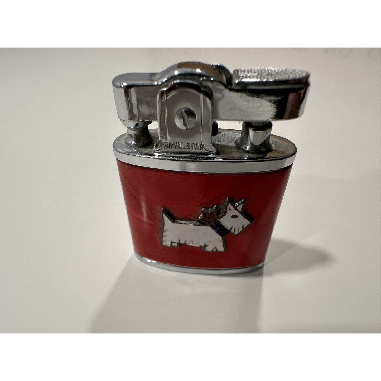 VINTAGE *NEW* 1956 ROYAL STAR Lighter Dog Collection