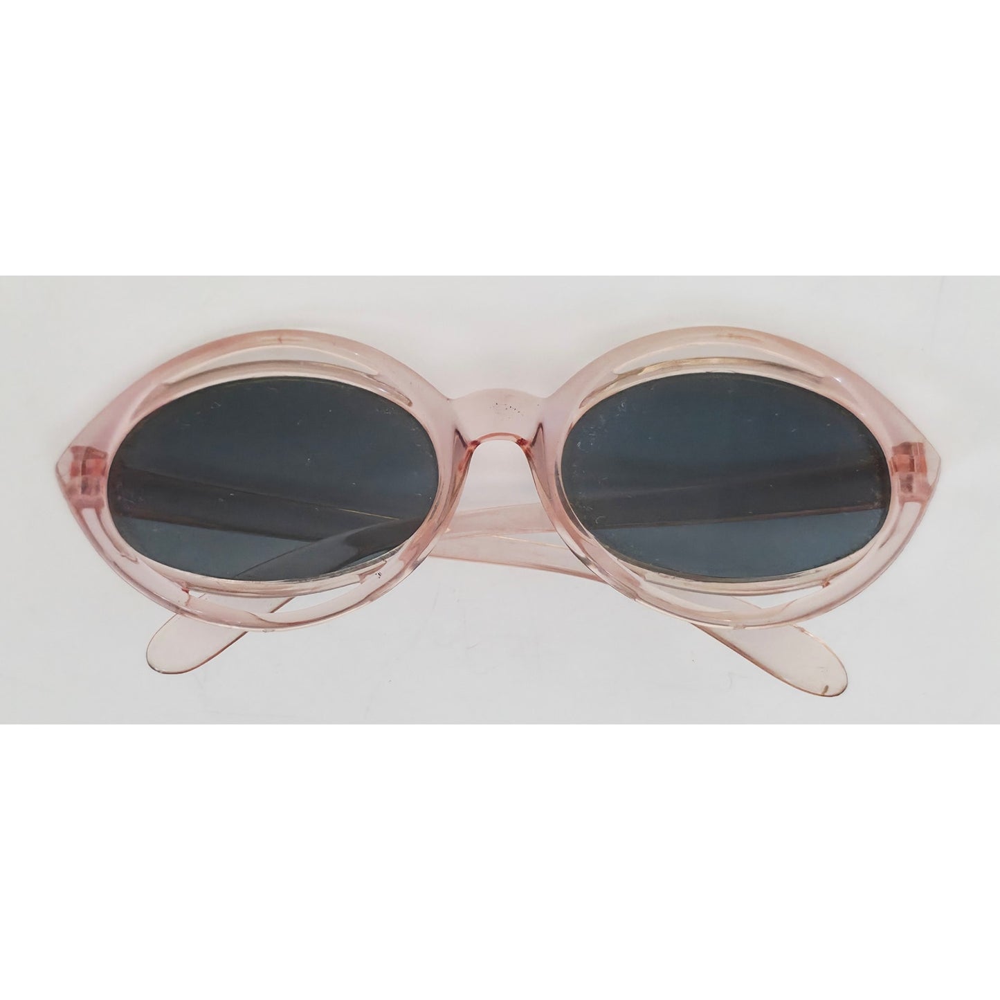 VINTAGE *NEW* 1970's Glam Unisex Pink Oval Frame with Smoke Gray Lens Sunglasses