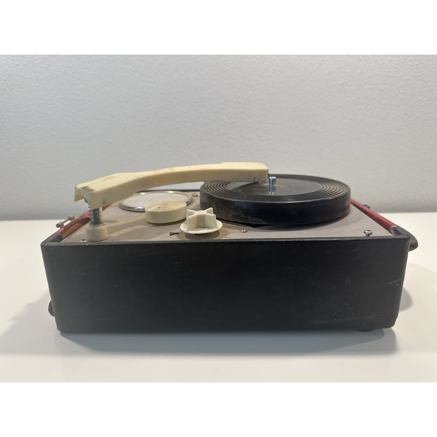 Needs Lovin' - VINTAGE Linmark Portable Suitcase 3-Speed Record Player Japan