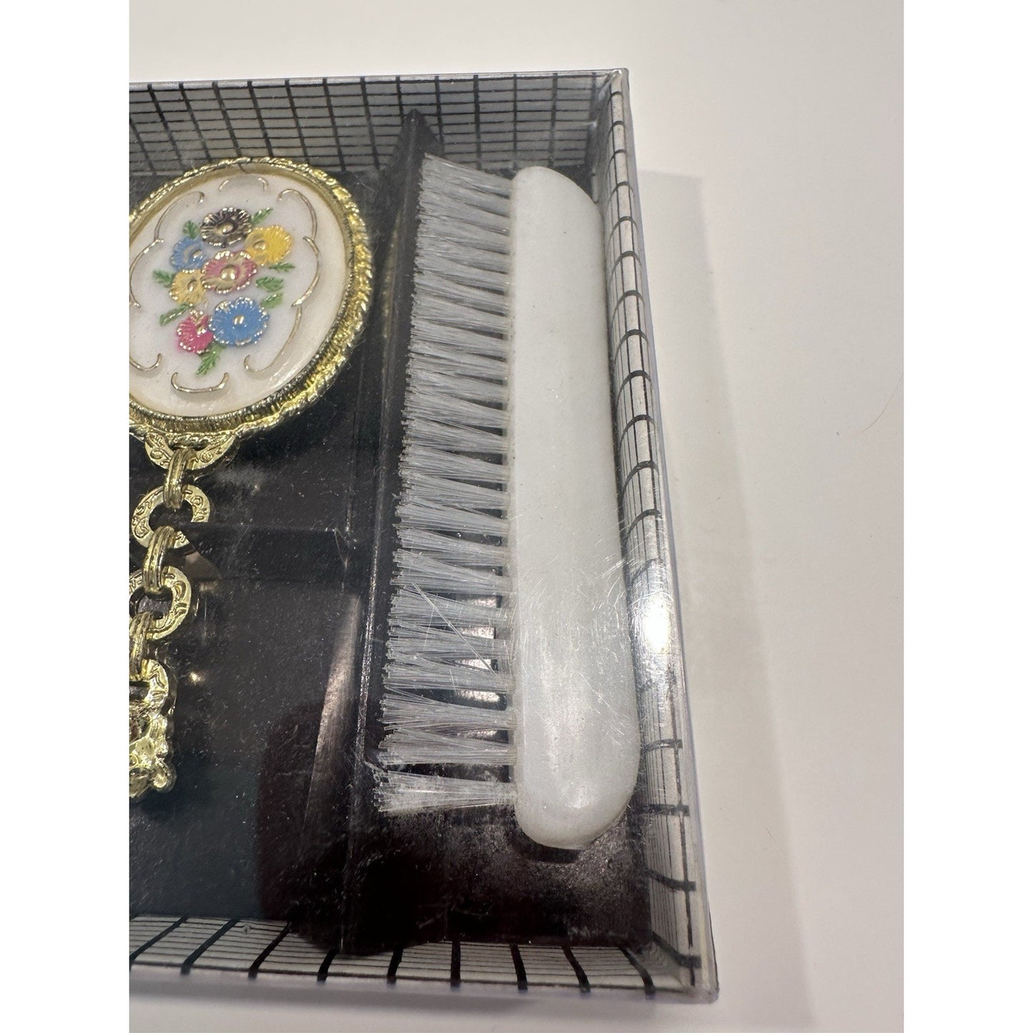 VINTAGE *NEW* 1960's Brush Mirror Comb Vanity Set