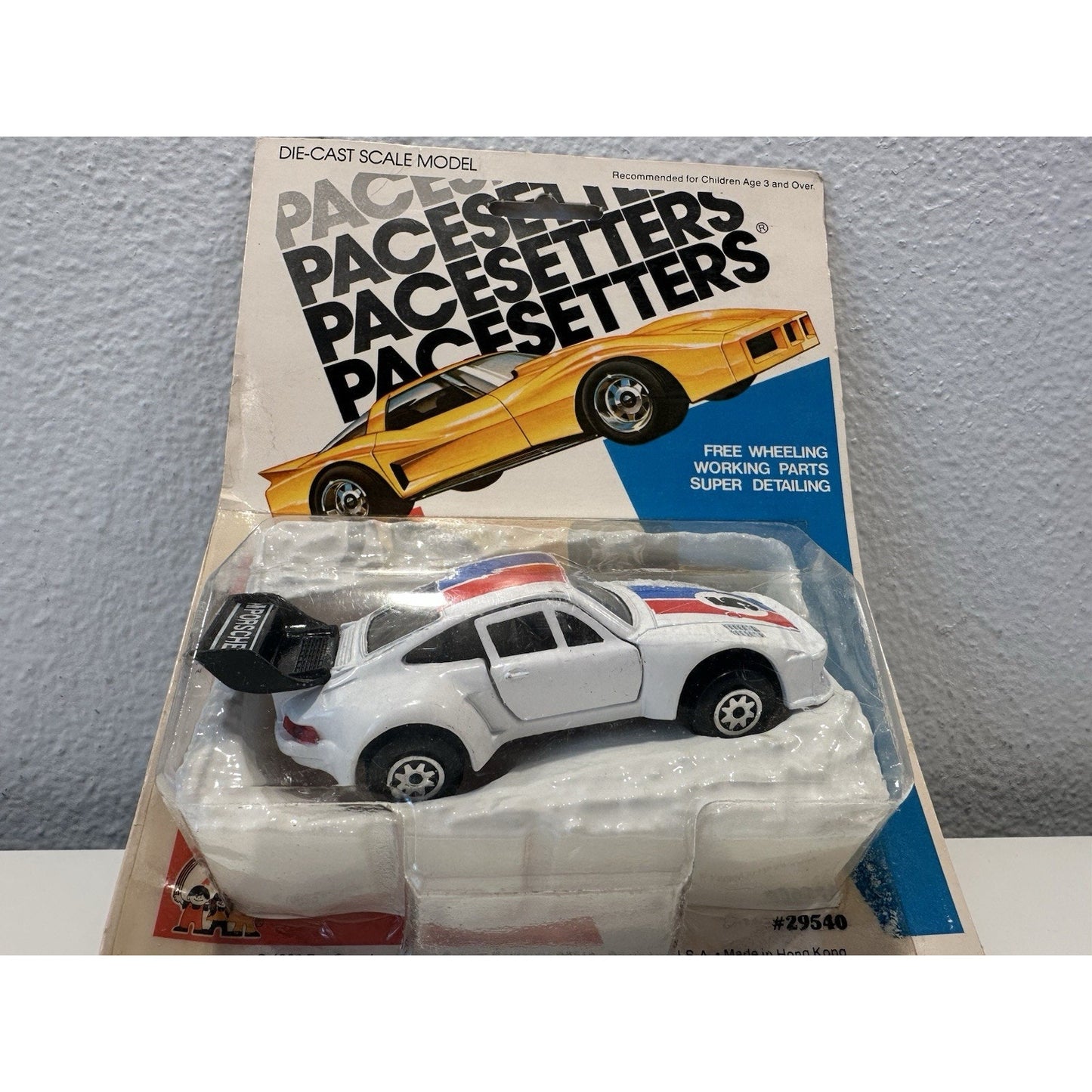 VINTAGE *NEW* 1985 Zee Pacesetter Porsche Free Wheeling 1/64 Diecast Car