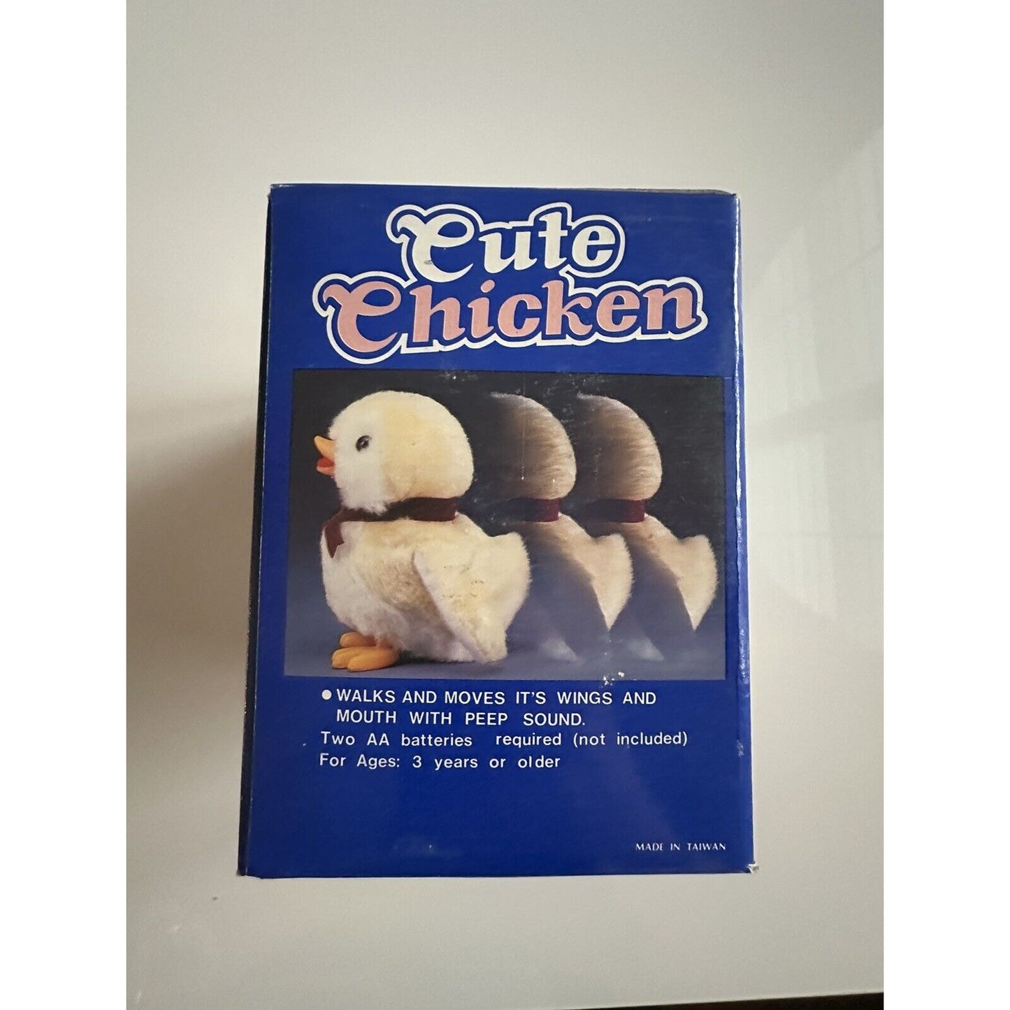 VINTAGE *NEW* Cute Chicken Electronic Plushy Toy with Beak