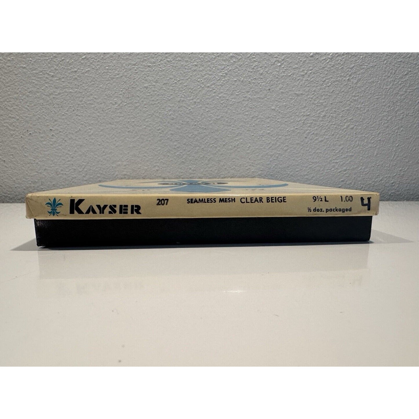 VINTAGE *NEW* Kayser Hosiery Seamless Mesh-Clear Beige Sz9.5L X 4