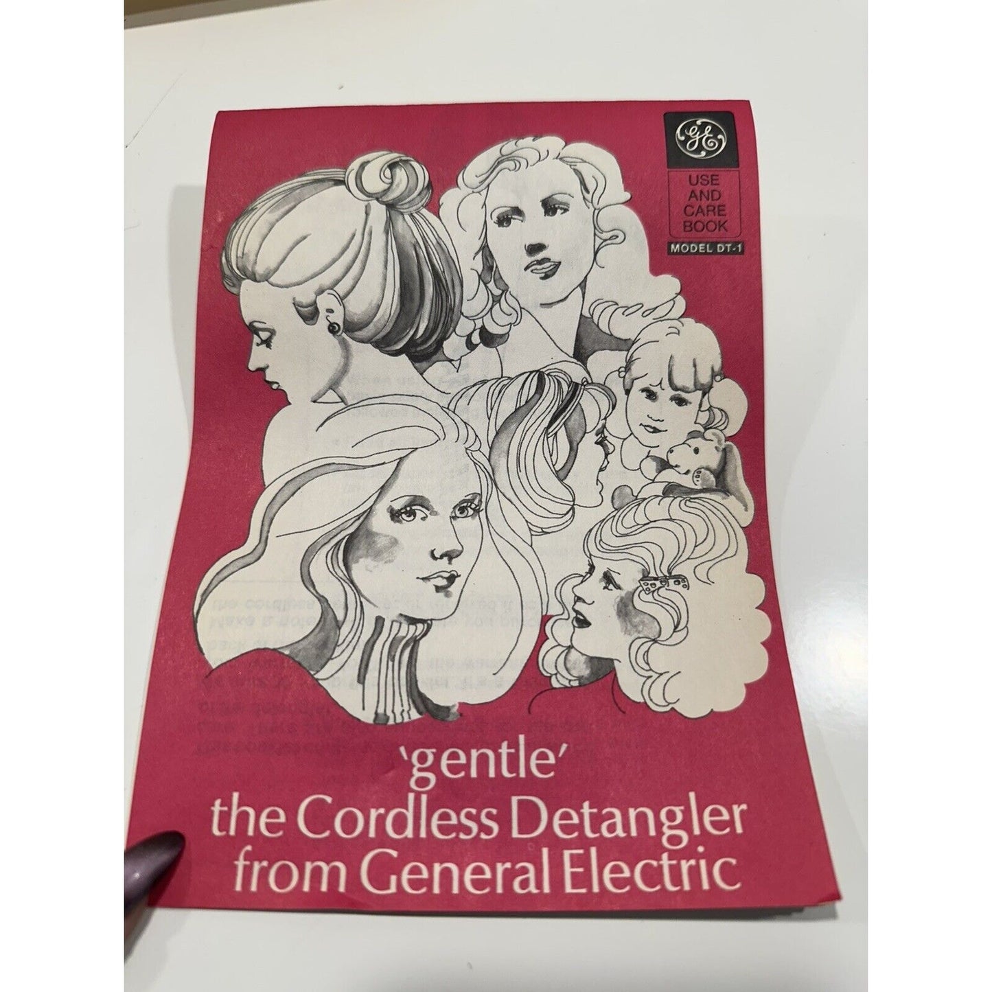 VINTAGE *NEW* GE Model #DT-1 Gentle Cordless Detangler