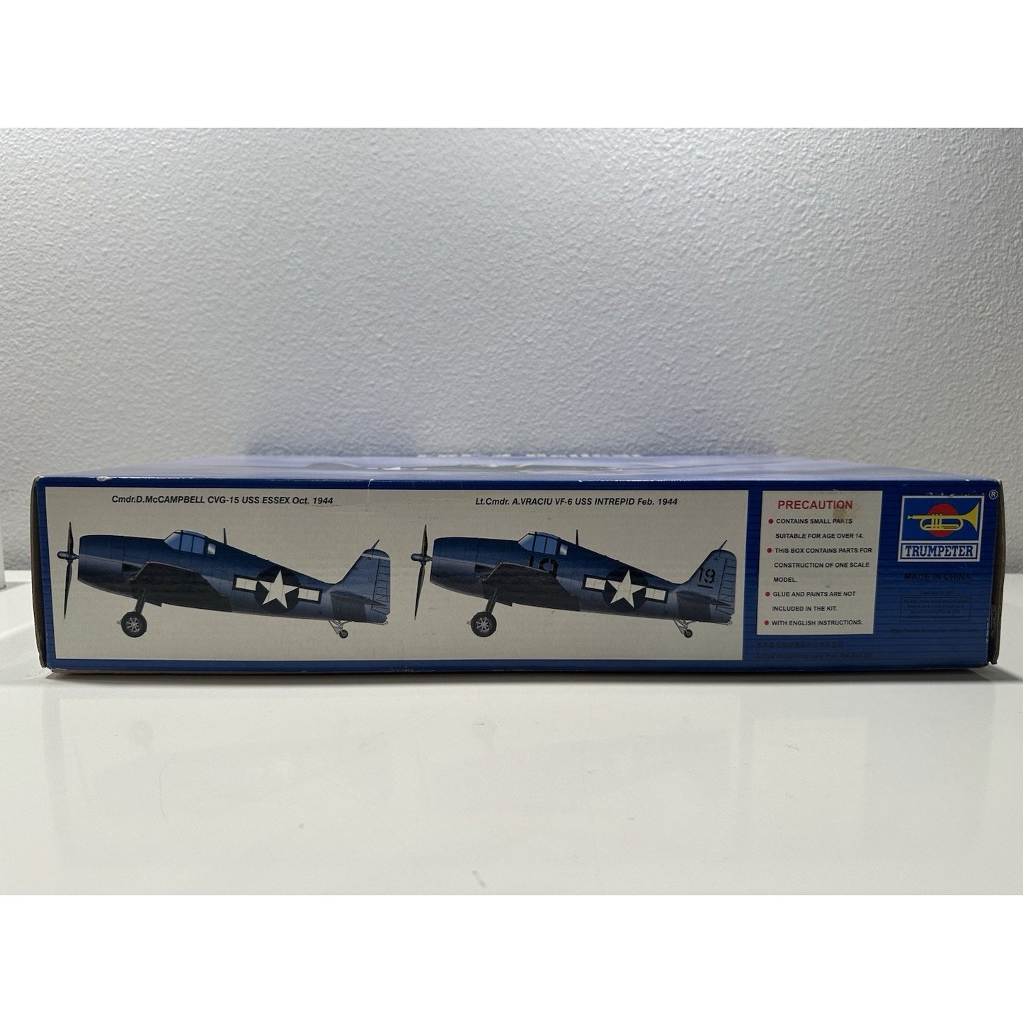 VINTAGE *NEW* Trumpeter 02256 1:32 F6F-3 Hellcat Model Kit