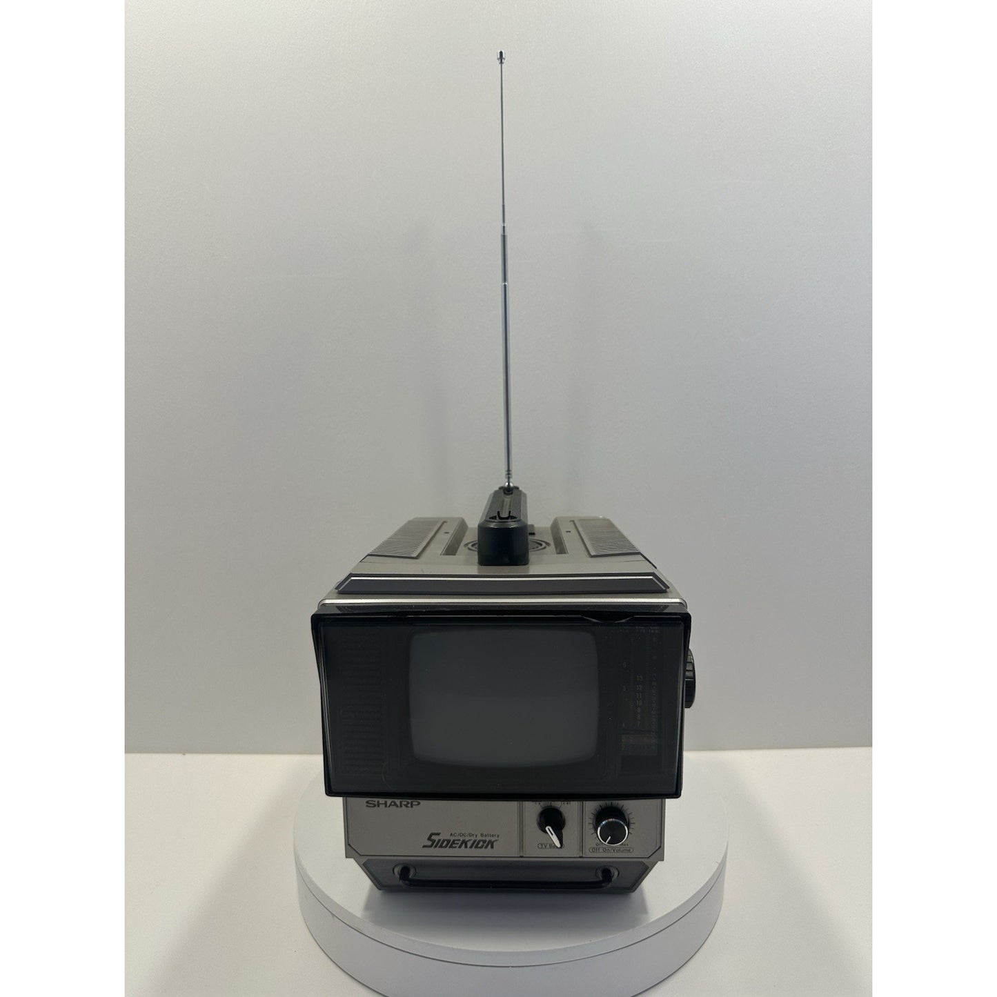 VINTAGE 1981 Sharp 3S-62 Sidekick Portable TV Works | Pristine