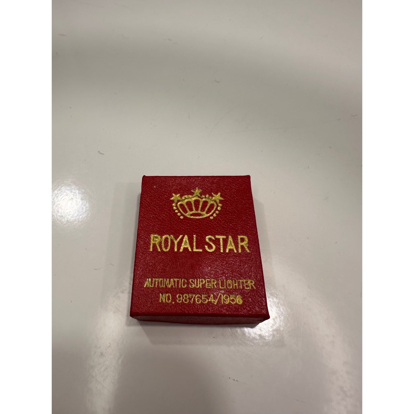 VINTAGE *NEW* 1956 ROYAL STAR Lighter Collection Set of 8