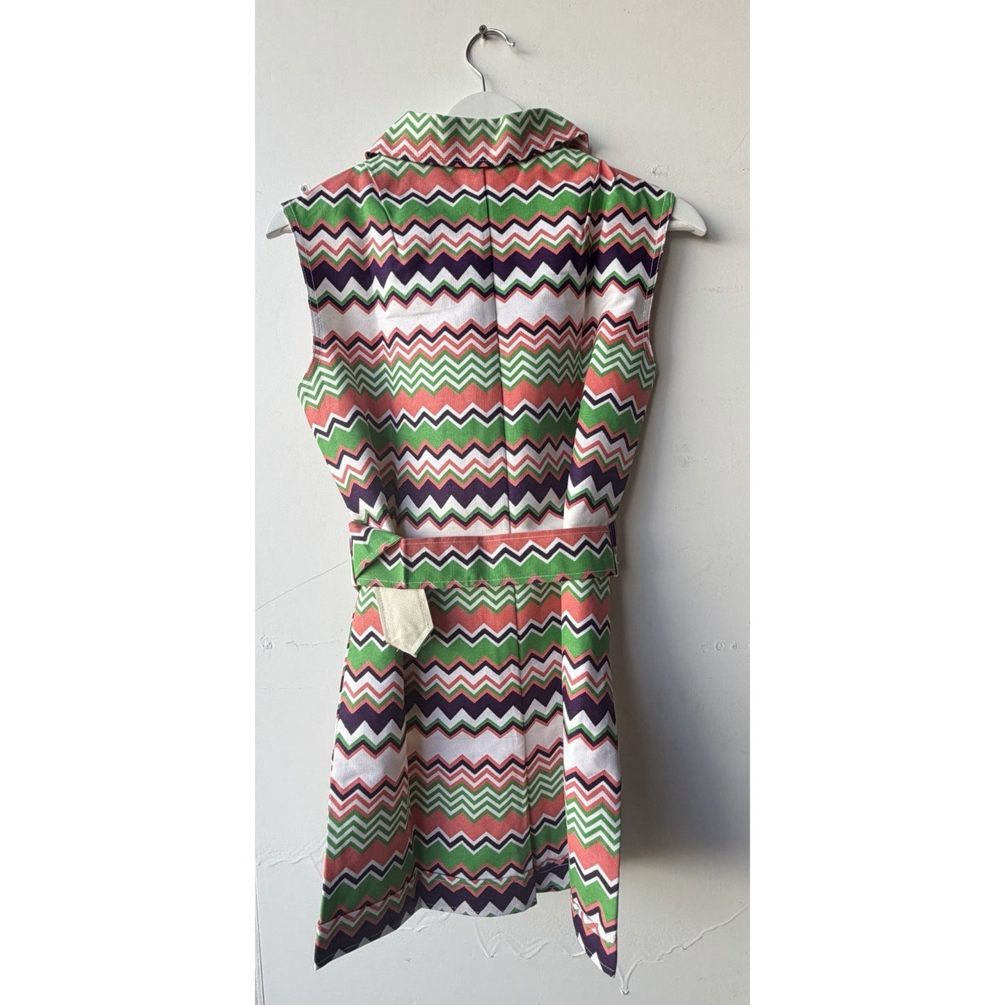 VINTAGE *NEW* 1960's Chevron Print Romper with Belt Size 14 (Fits like 6-8)