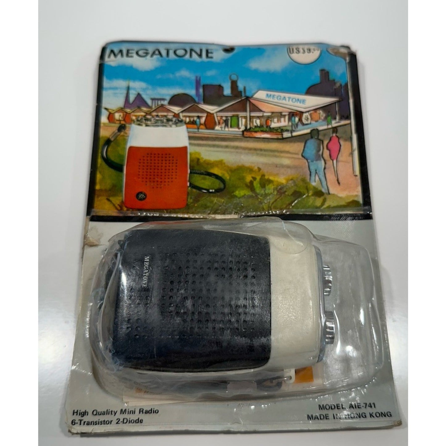 VINTAGE *NEW* ROBIN AIE-741 Black Solid State Micro Transistor Radio