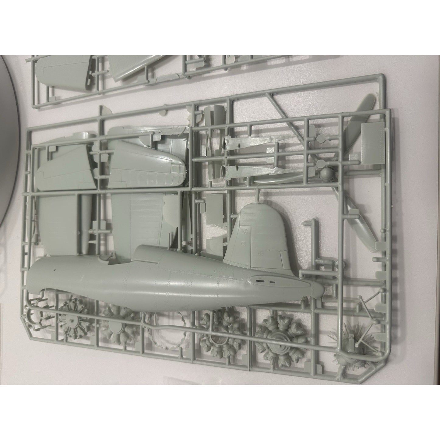 VINTAGE Revell Vought F4U-1D Corsair 1:32 4781 Model Plane Kit