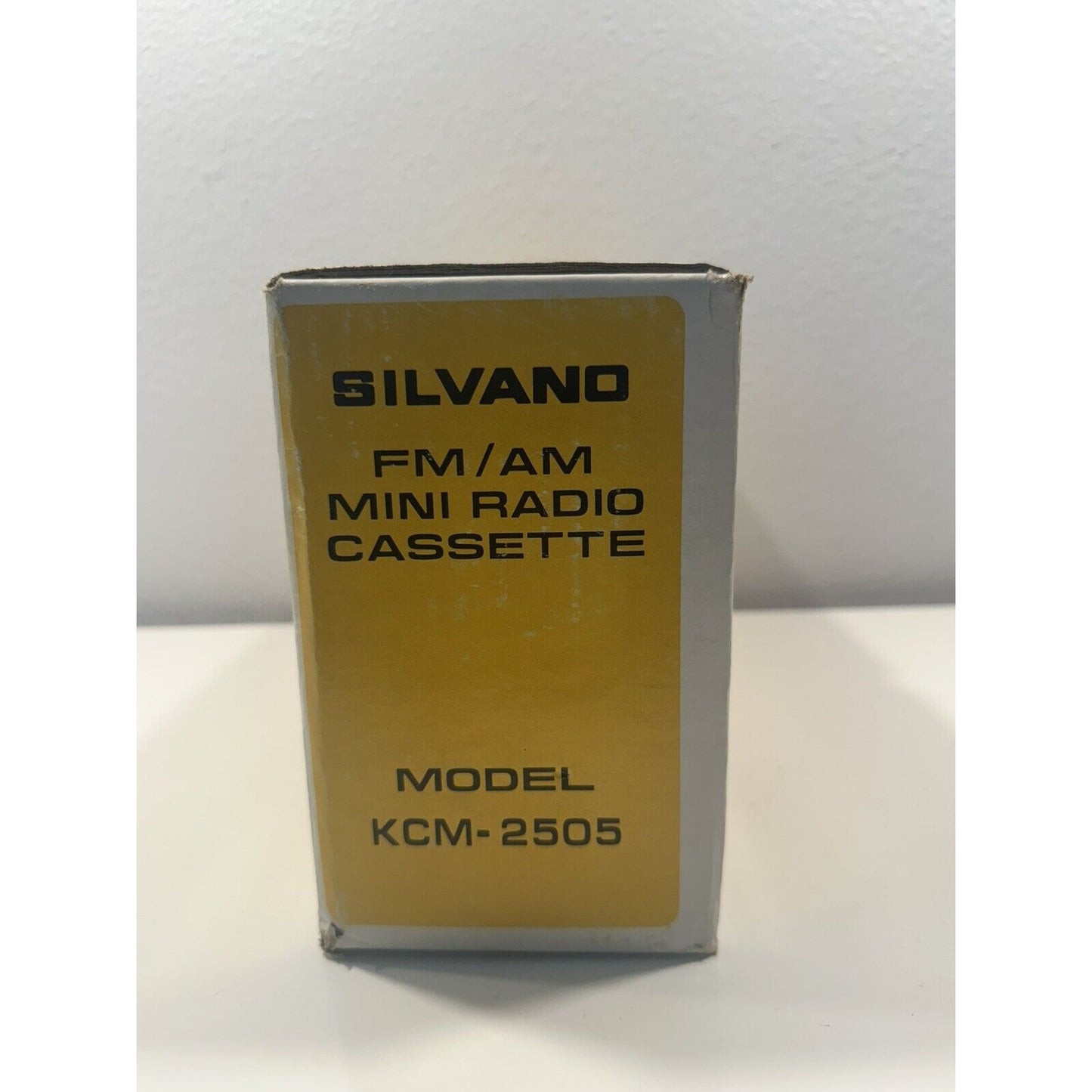 VINTAGE *NEW* Silvano KCM-2505 am/fm Mini Radio Cassette Player