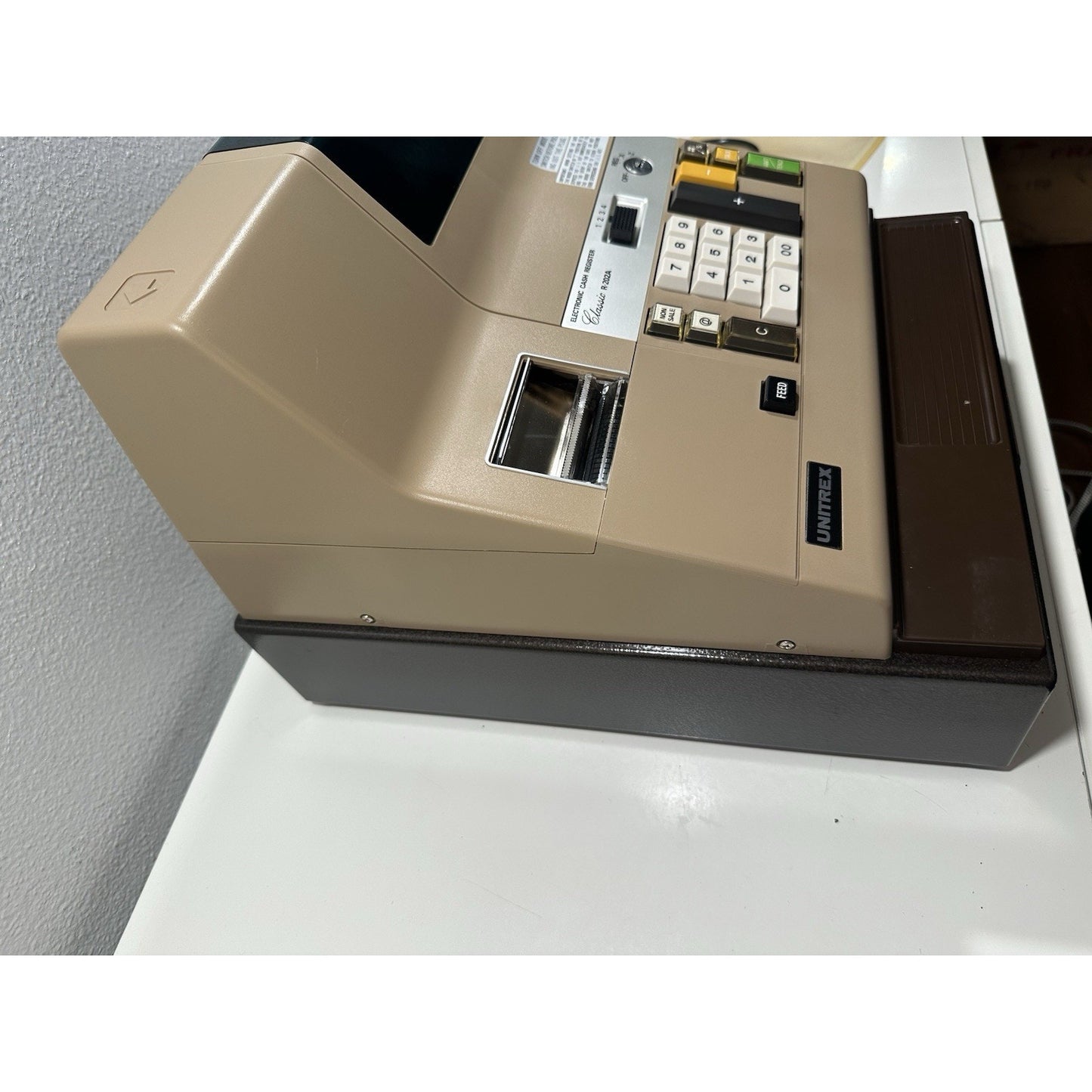 VINTAGE *NEW* Unitrex #R-202A Electronic Cash Register