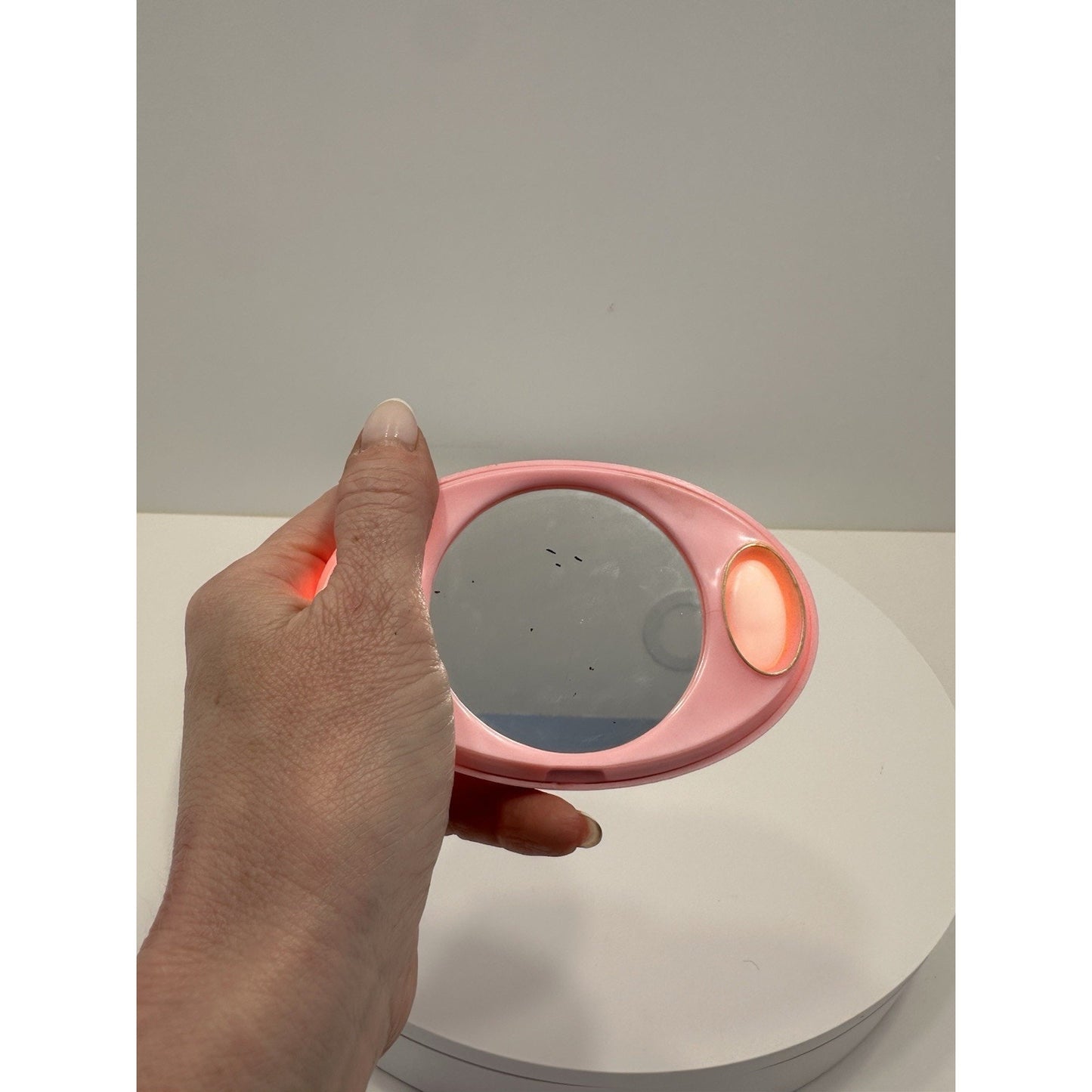 VINTAGE *NEW* 1960's Twin-Lite Beauty Lighted Hand Makeup Mirror - Pink