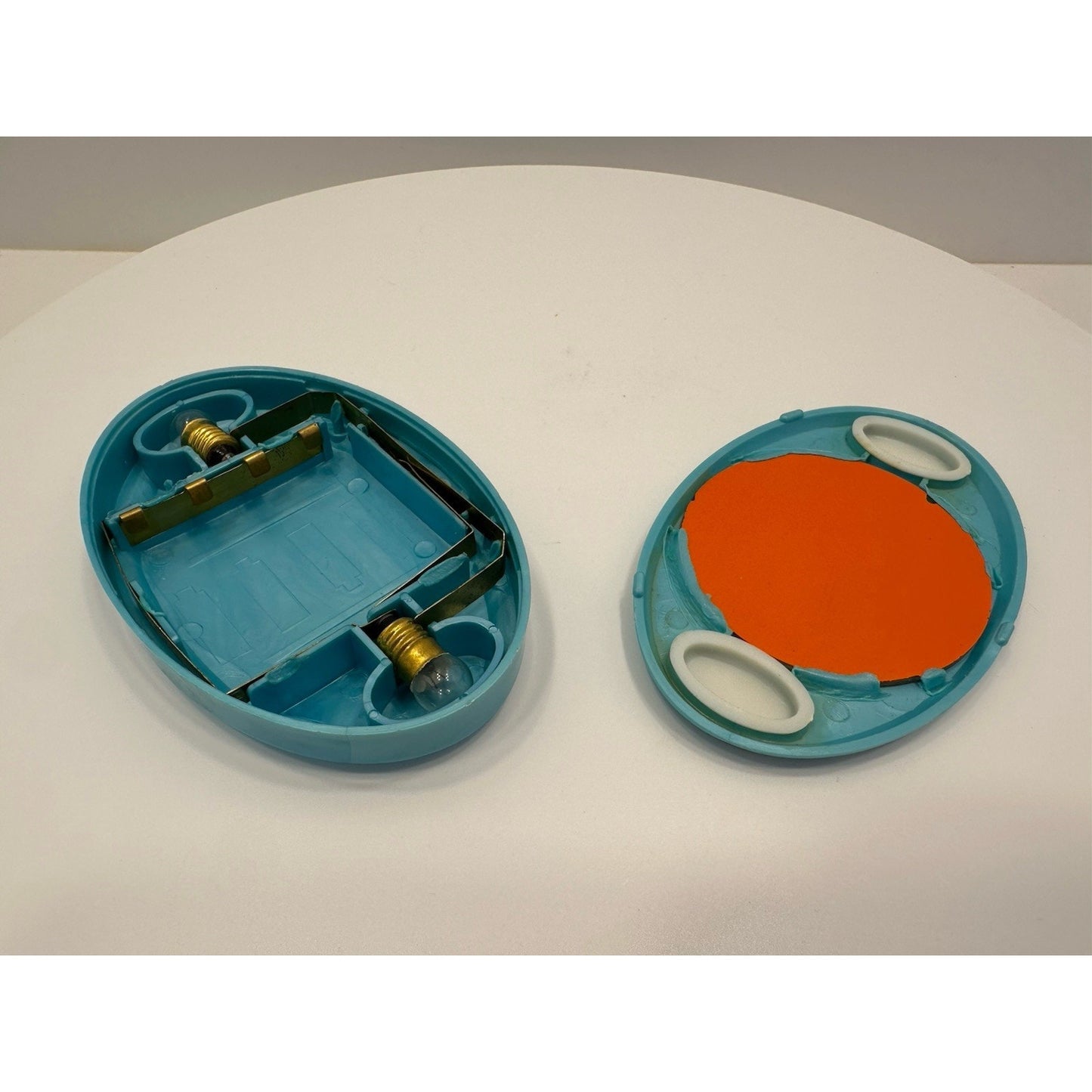 VINTAGE *NEW* 1960's Twin-Lite Beauty Lighted Hand Makeup Mirror - Blue