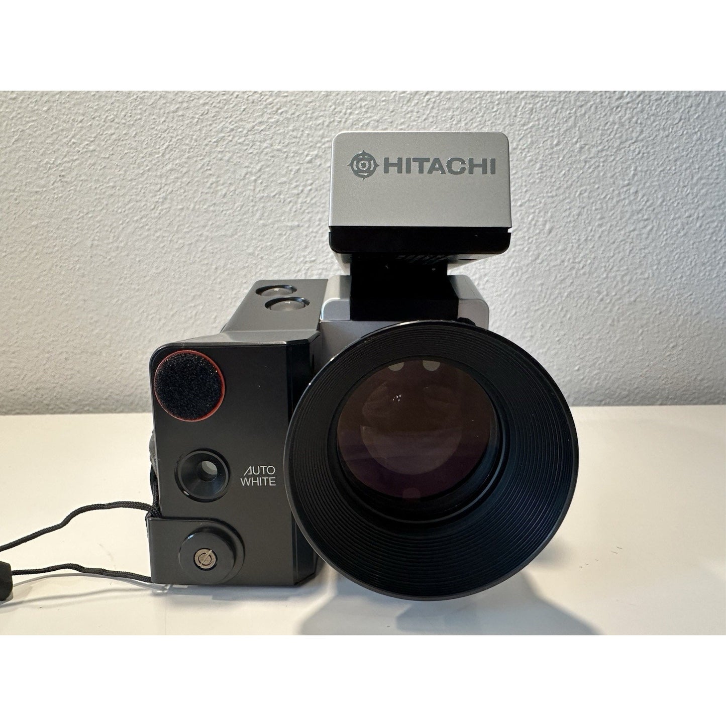 VINTAGE *NEW* 1980's Hitachi VK-C1500 Color Video Camera F1.2X6 Zoom