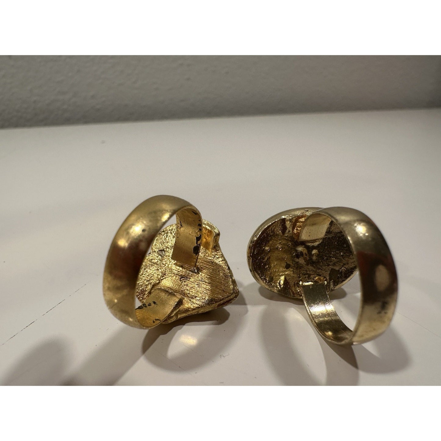 VINTAGE *NEW* 1960's/1970's Gold Tone Glass Heart/Oval Costume Ring Set