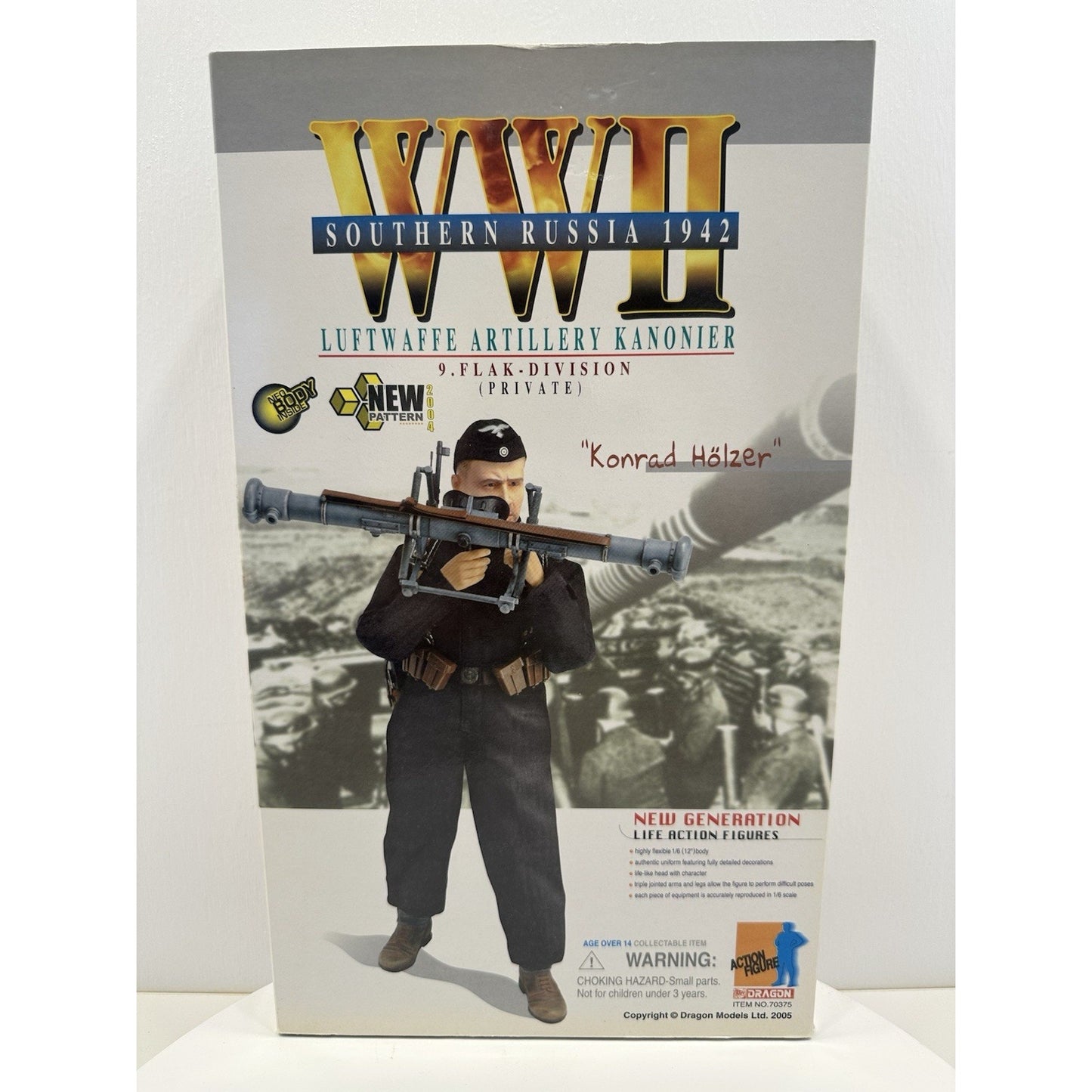 VINTAGE *NEW* Dragon WWII "Konrad Holzer" Luftwaffe Artillery Russia Action Fig